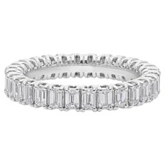 Anillo apilable de 2,36 quilates de diamantes de corte octogonal en oro de 18 quilates