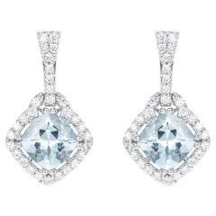 Sunita Nahata Aigue-marine 2.37ct. Boucles d'oreilles en or 18 carats avec diamants