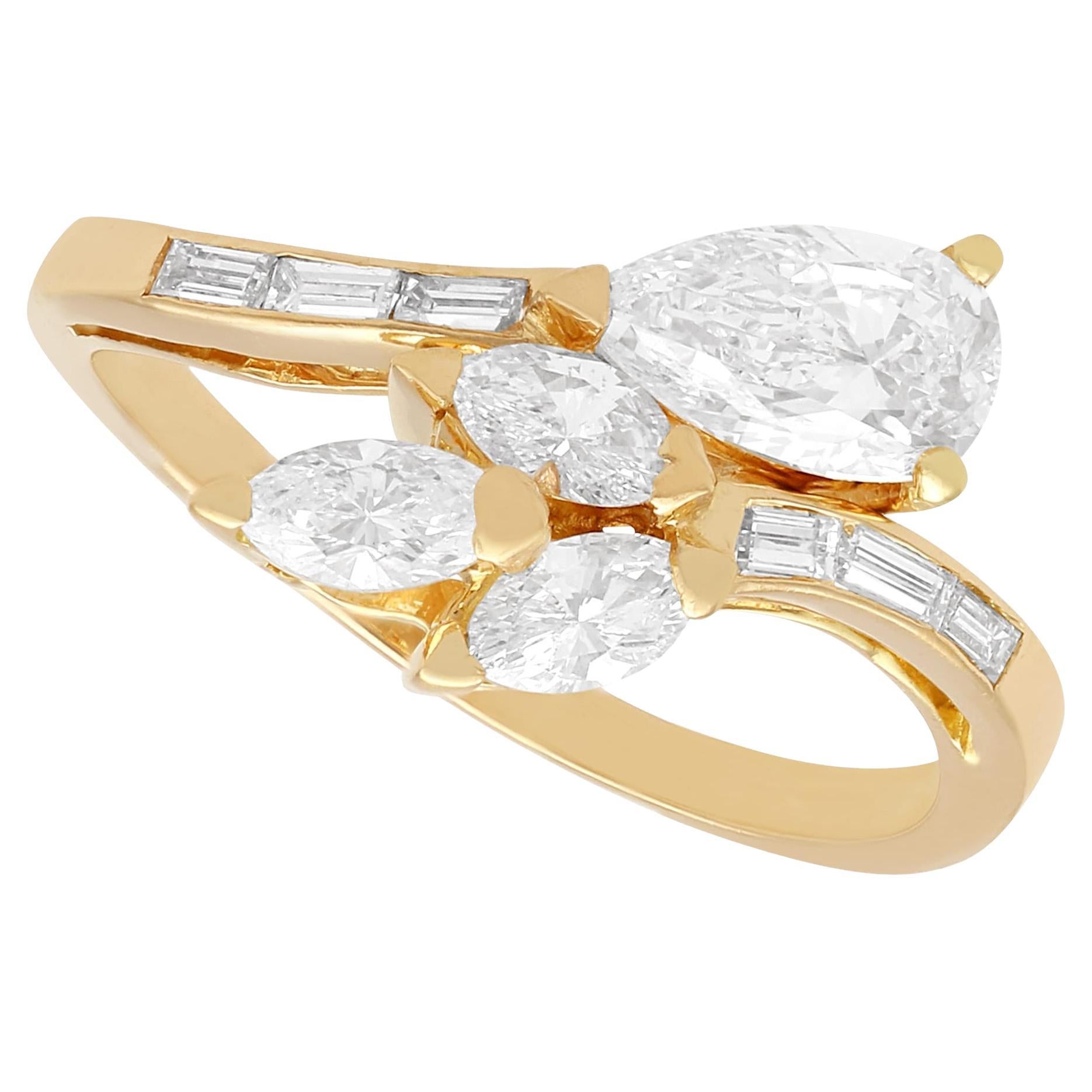 Bague croisée française en or jaune et diamants de 2,37 carats