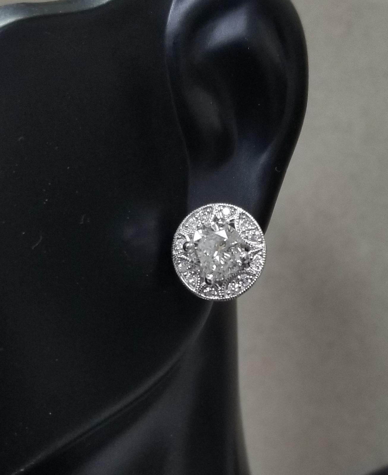 2.37 Carat Diamond Stud with Halo In New Condition In Los Angeles, CA