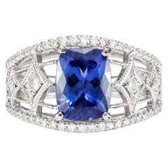 Sunita Nahata Tanzanite 2.37ct. Anello fantasia in platino 900 con diamante.