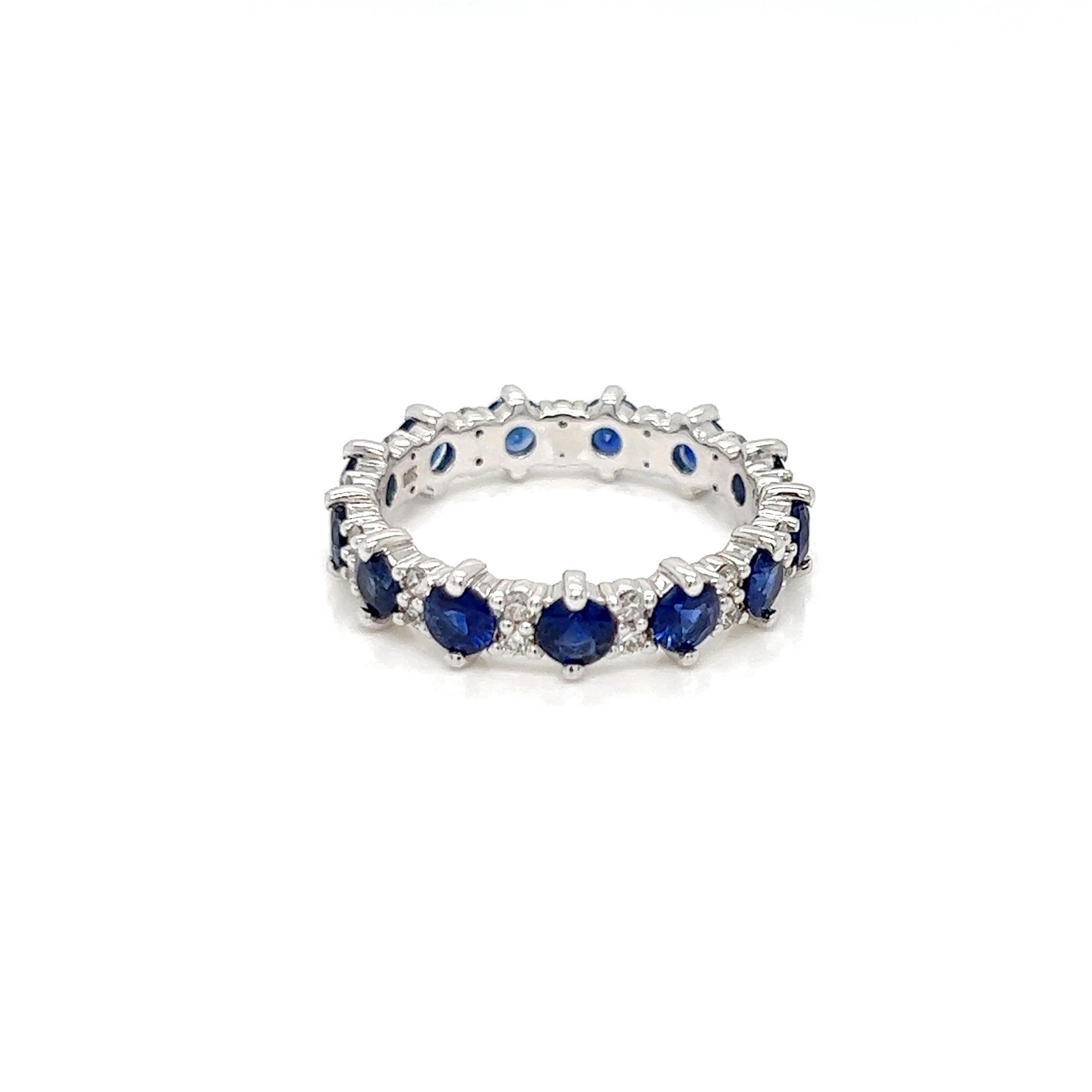 Round Cut 2.37 Carats Sapphire Diamond Eternity Band Ring in 18k White Gold For Sale