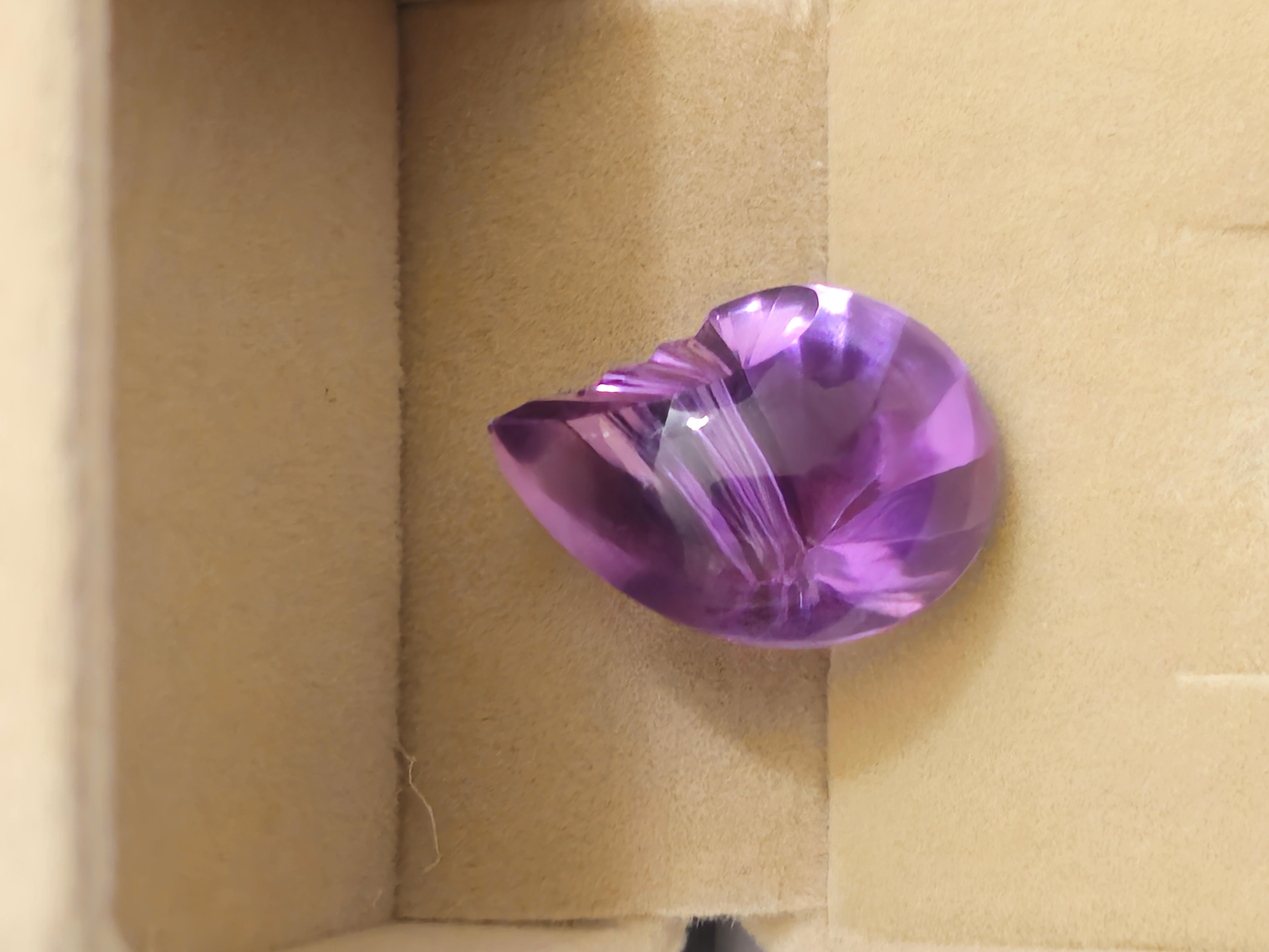 23.7 ct. Brazil Natural Amethyst Seashell Fantasy Cut 23X17 For Sale 7