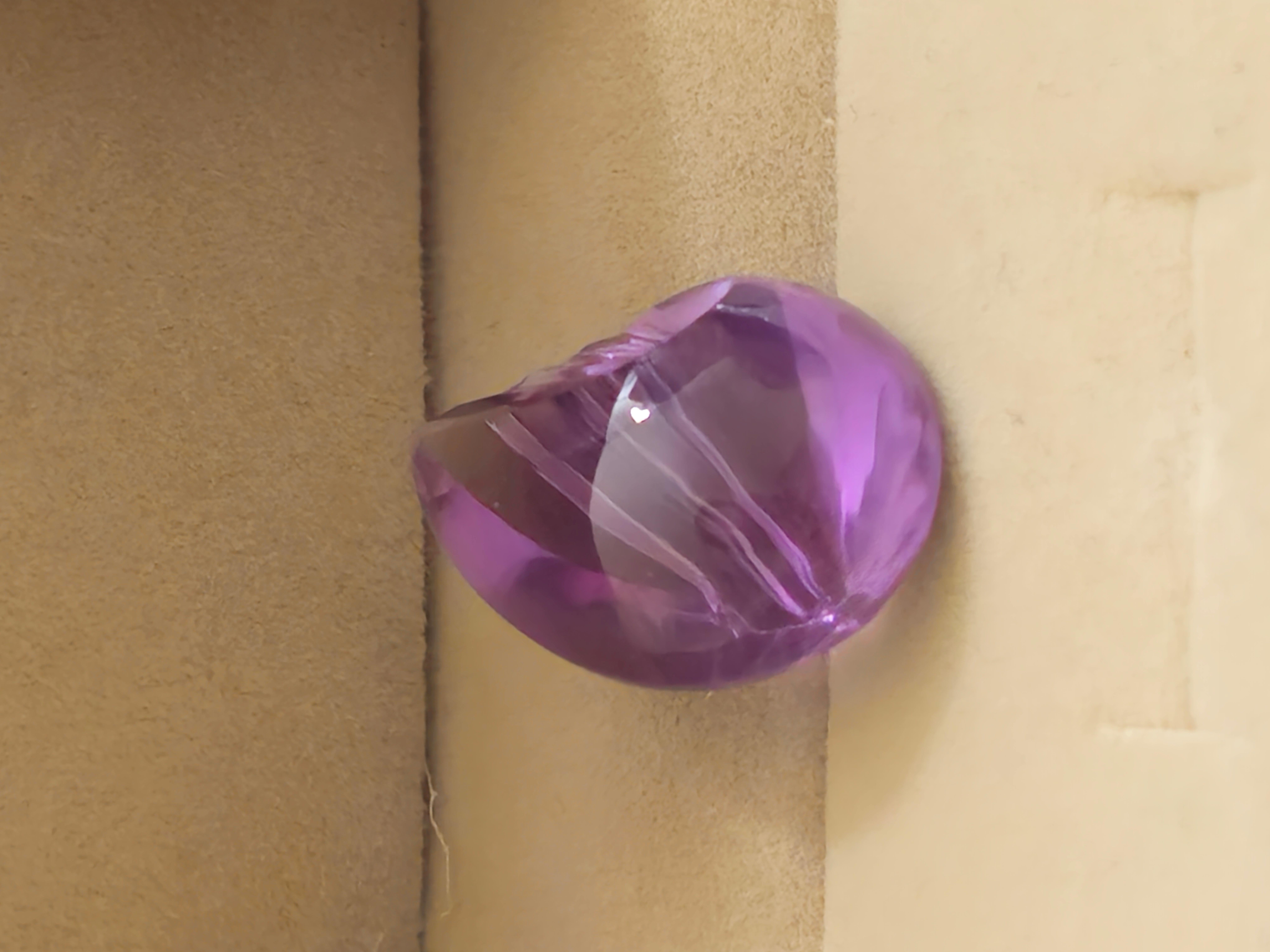 23.7 ct. Brazil Natural Amethyst Seashell Fantasy Cut 23X17 For Sale 1