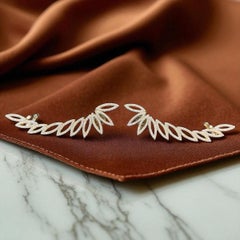 2.370 Diamond and 15g Gold Golded Leaf Ear Climber