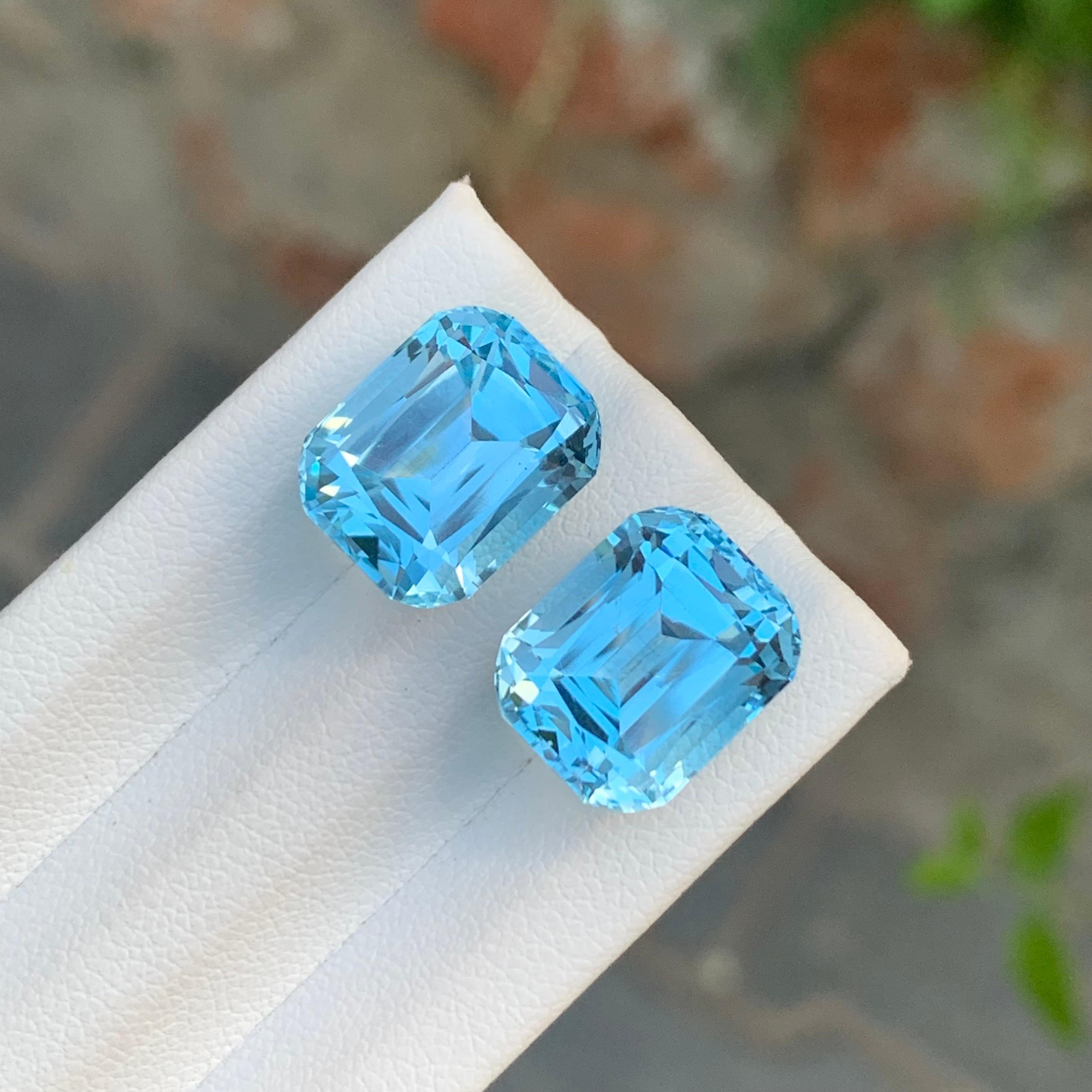 23,75 carati di topazio blu sfaccettato Coppia di gemme a forma di cuscino per orecchini In condizioni Nuovo in vendita a Peshawar, PK