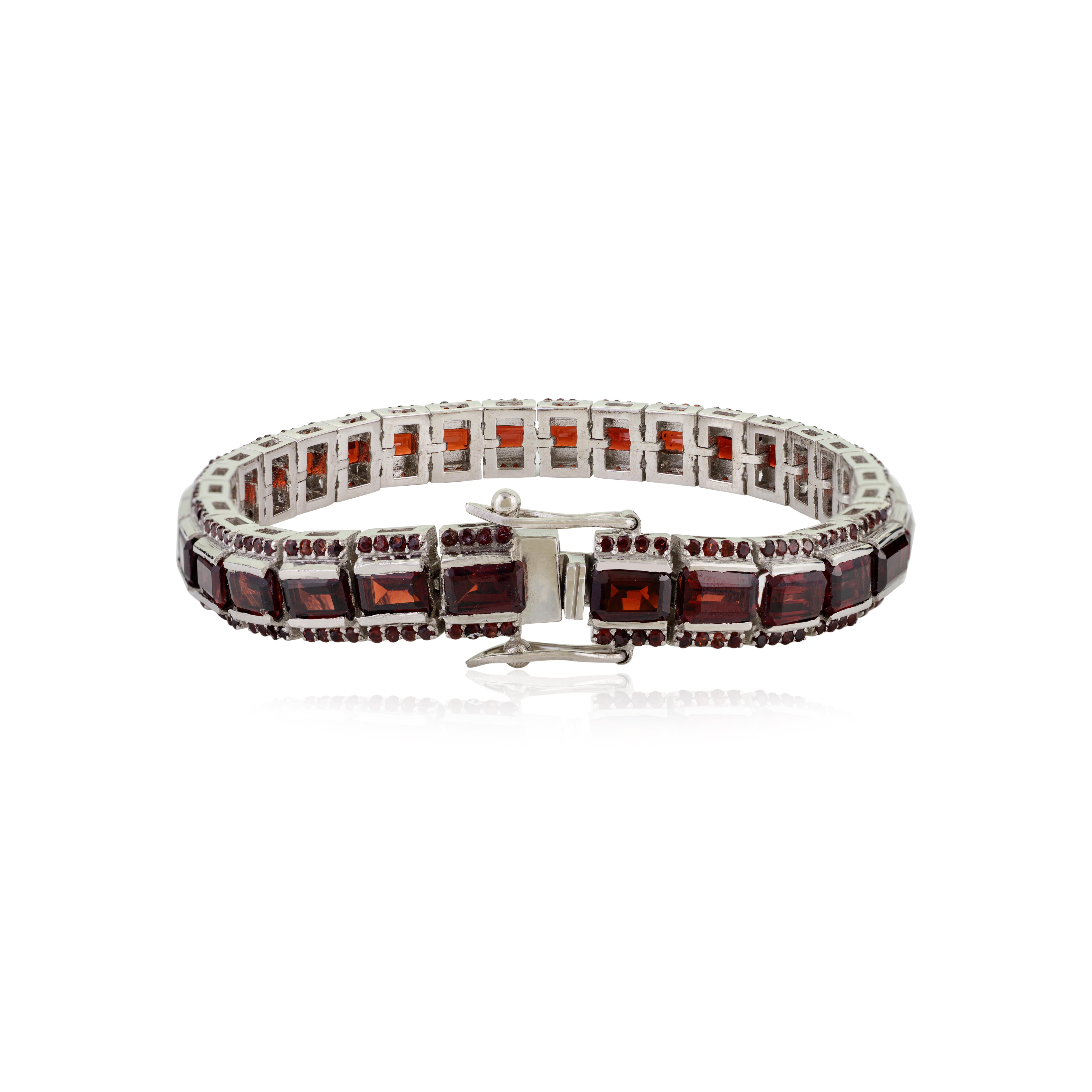 Octagon Cut 23.75 Ct Deep Red Garnet 925 Silver January Birthstone Stackable Tennis Bracelet For Sale