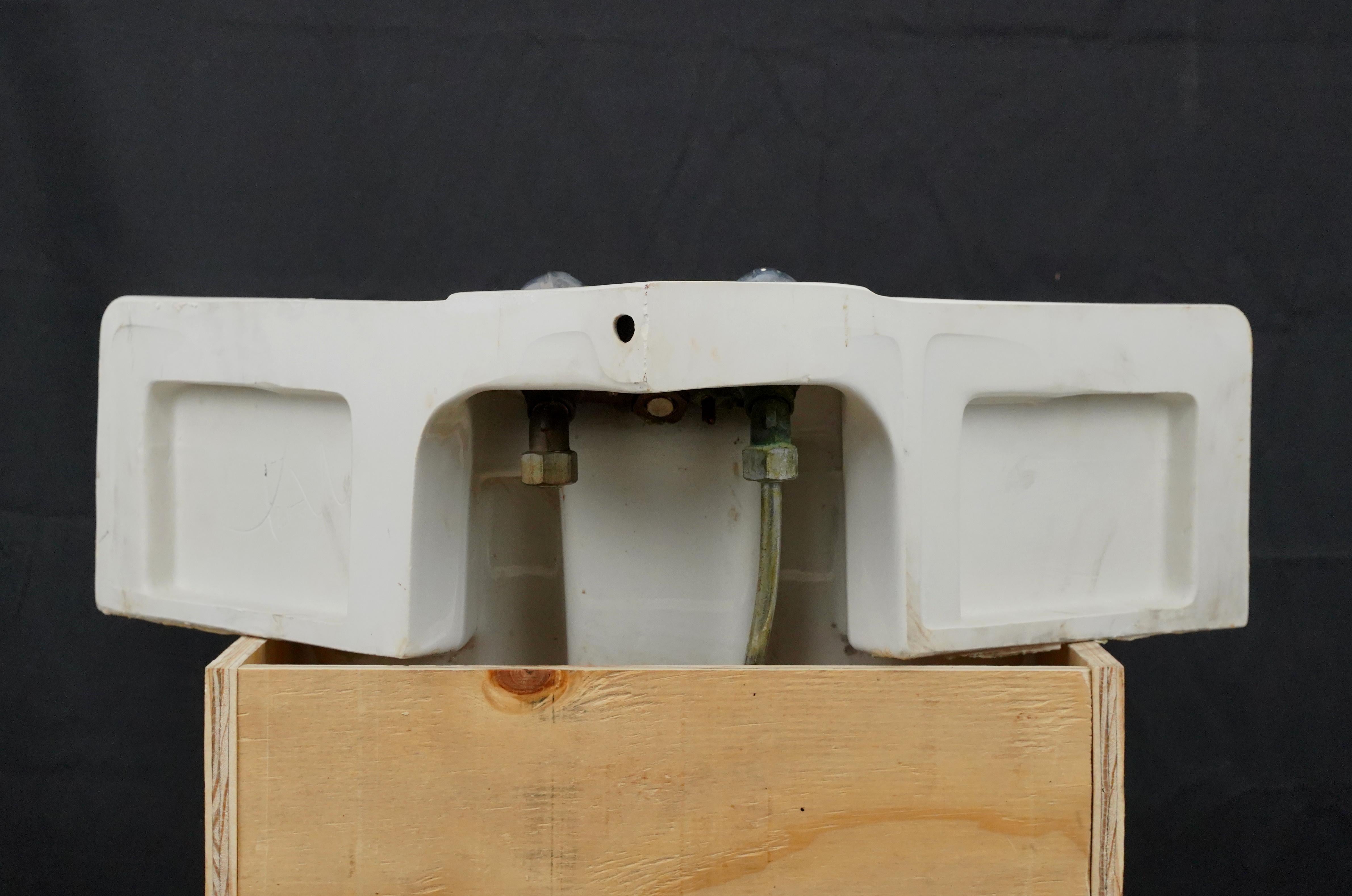 23.75 in. Crane Cornate White Corner Wall Sink For Sale 3