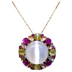 23.77 Carat Cats-Eye Moonstone Multi-Colored Gemstone 18k Yellow Gold Pendant