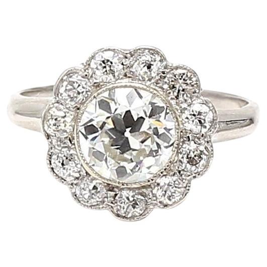 2.37ct Old European
Brilliant Cut H VS2 Diamond Platinum Edwardian Halo Ring (Bague Halo en platine)