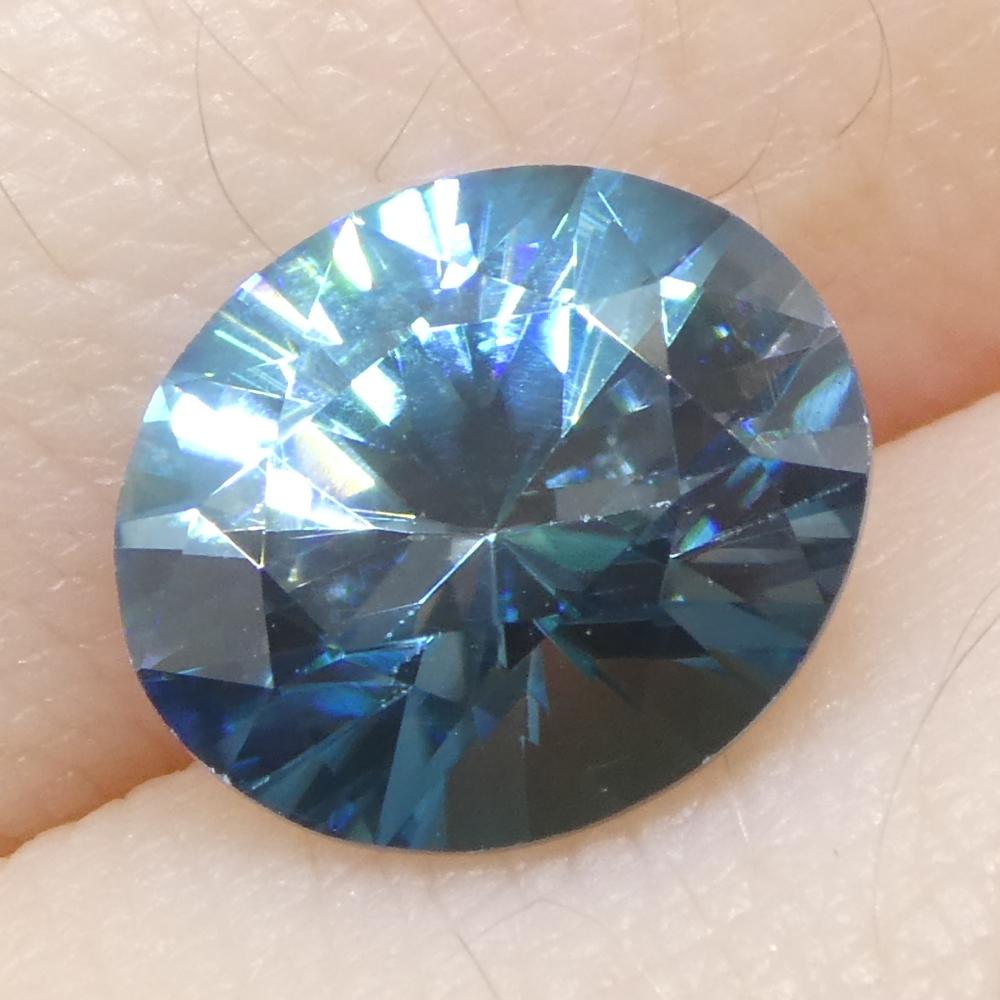 Zircone blu ovale taglio Brilliante da 2.37 carati, estratto dalla terra, proveniente dalla Cambogia in vendita 7