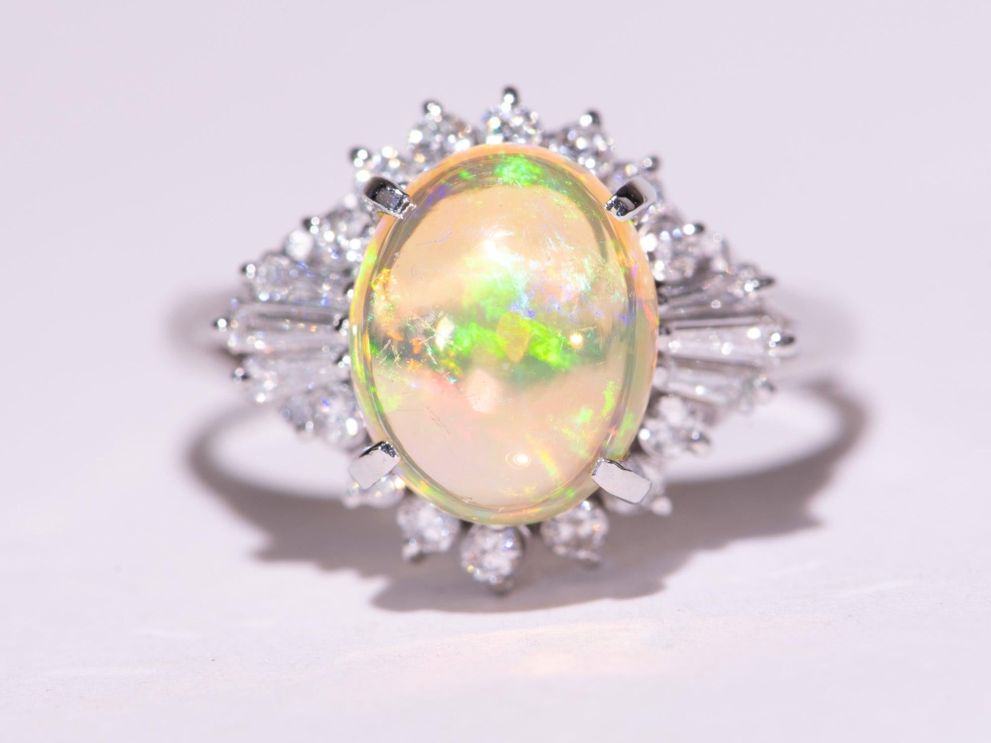 2.37ct Super Bright Mexican Fire Opal with Diamond Halo Engagement Ring Platinum In Good Condition For Sale In Osprey, FL