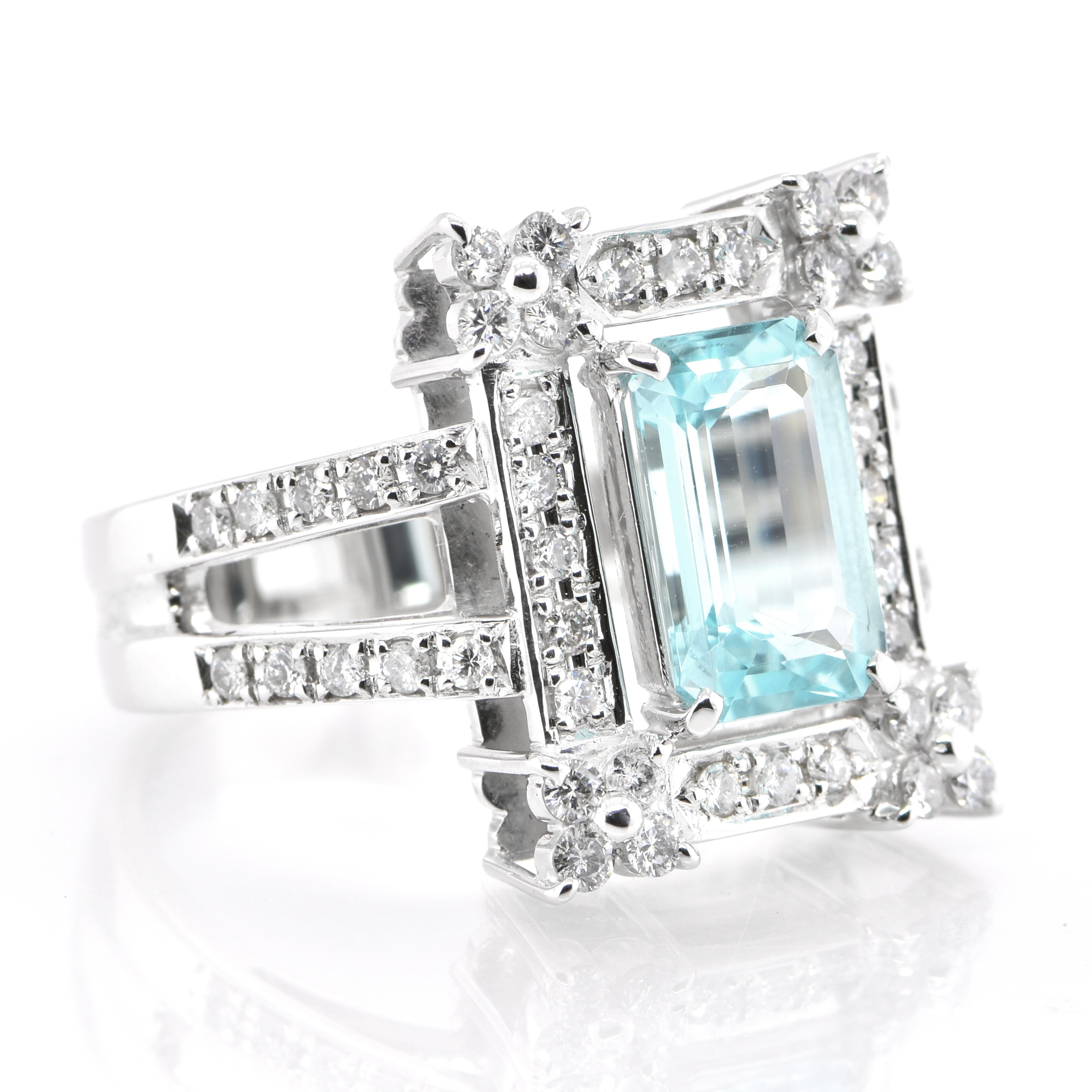 Art Deco 2.38 Carat Natural Paraiba Tourmaline and Diamond Ring Set in 18K White Gold For Sale