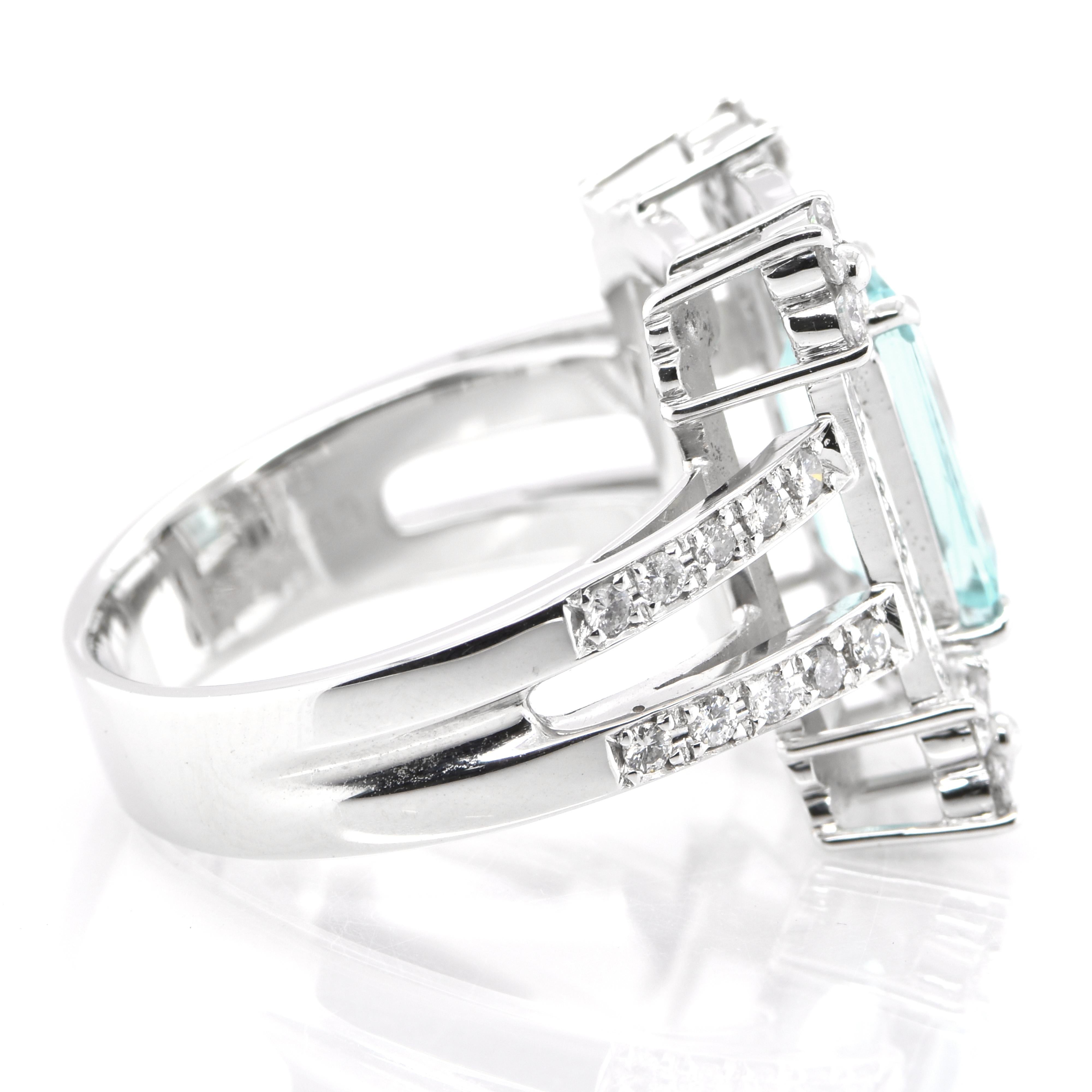 Anillo de oro blanco de 18 quilates con turmalina paraiba natural de 2,38 quilates y diamantes en Nuevo estado para la venta en Tokyo, JP