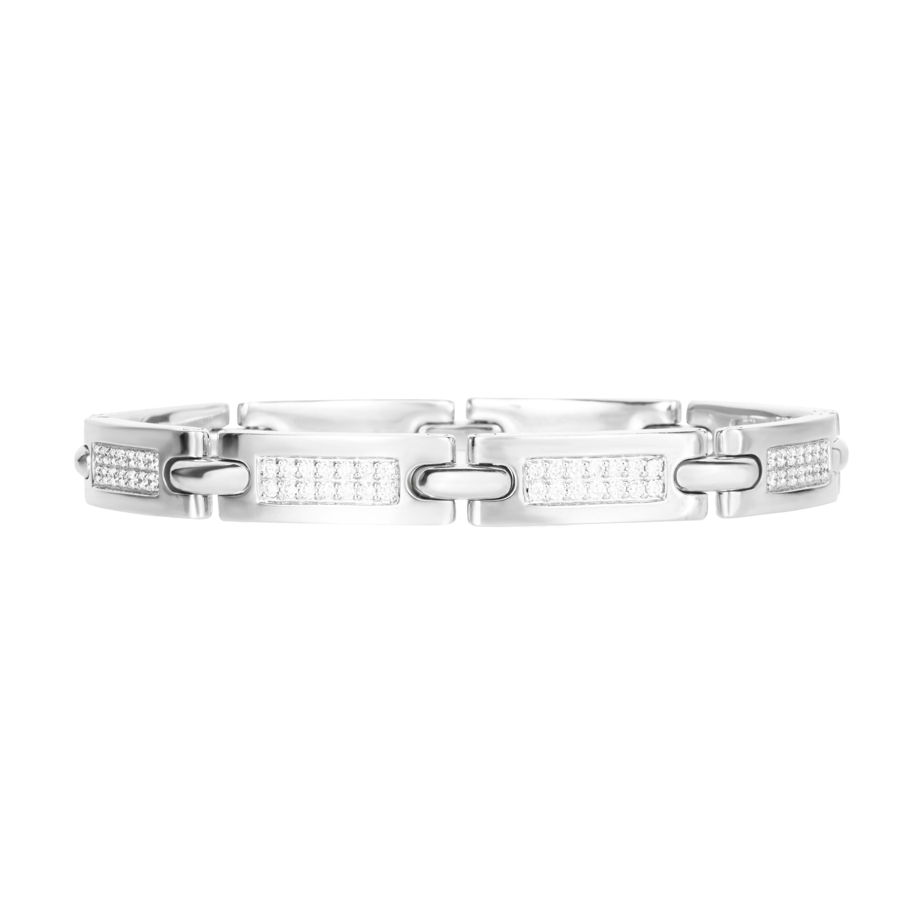 Sparkling round diamond link bracelet with 2.38 carats of brilliant cut round diamonds set in 18-karat white gold.  Great for stacking with other bracelets.  Length: 8 inches.

Composition:
18K White Gold
112 Round Diamonds: 2.38 carats
Diamond