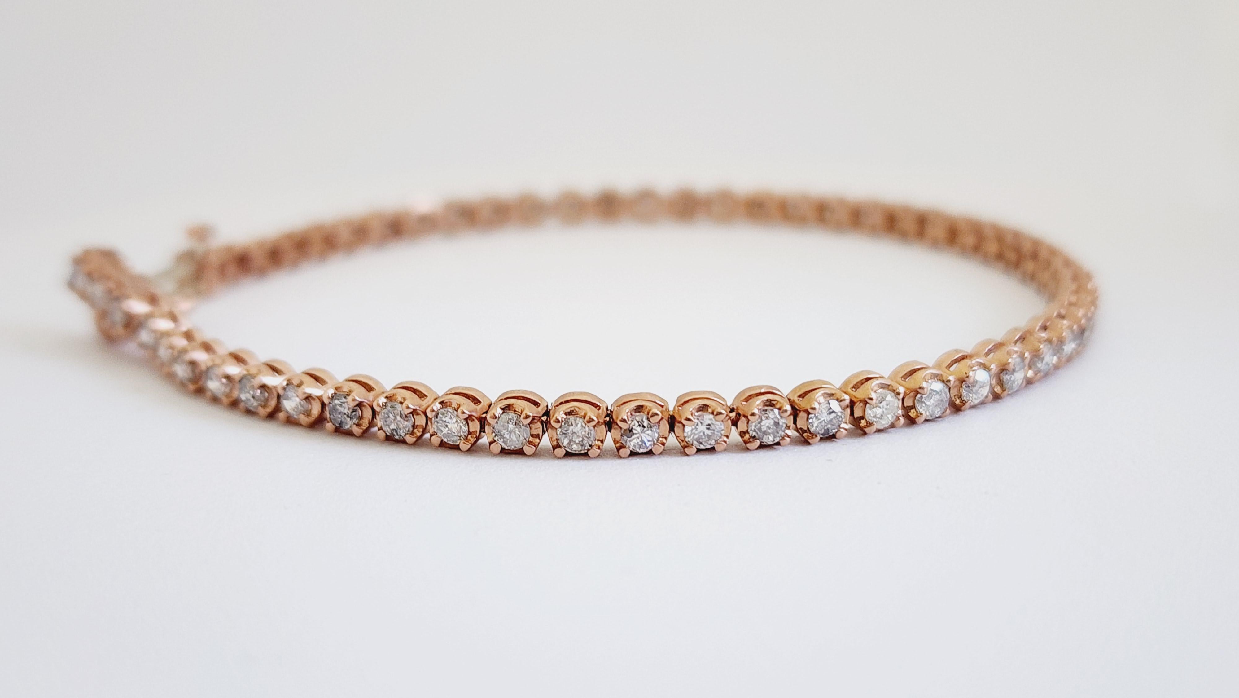 Bracelet tennis coupe-douce en or rose 14 carats et diamants naturels de 2,38 carats en vente 2
