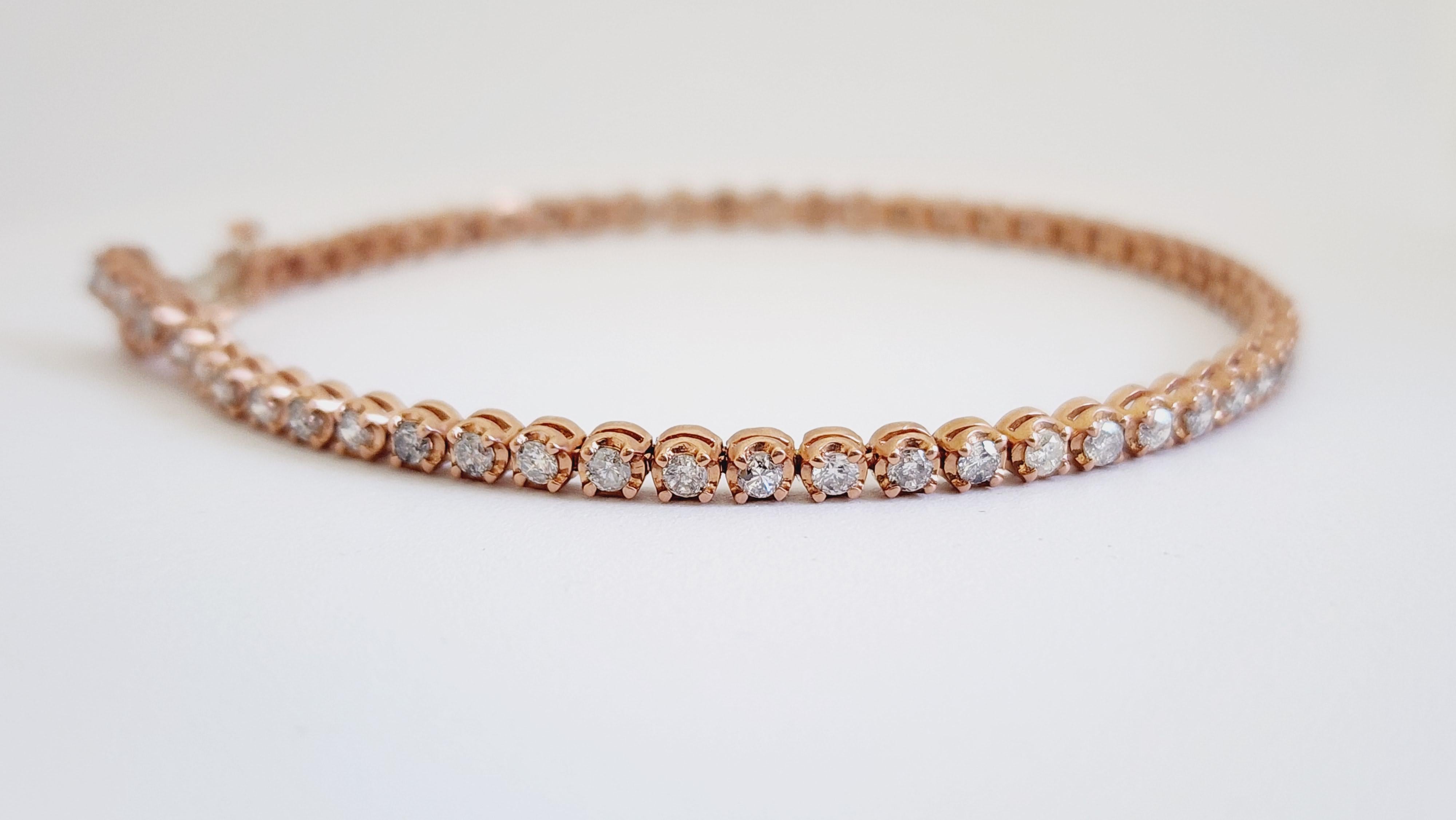 Bracelet tennis coupe-douce en or rose 14 carats et diamants naturels de 2,38 carats en vente 3