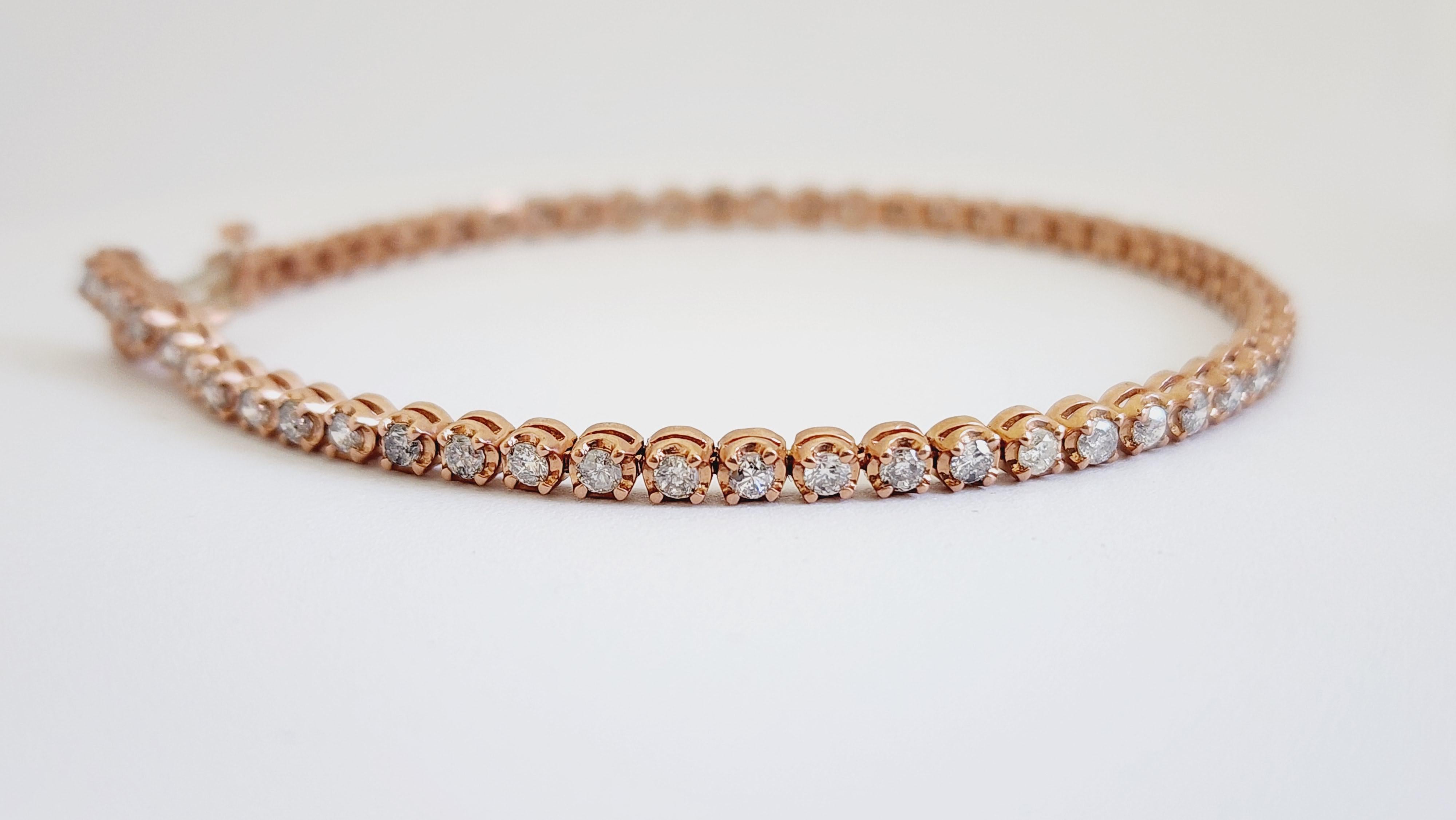 Bracelet tennis coupe-douce en or rose 14 carats et diamants naturels de 2,38 carats en vente 4