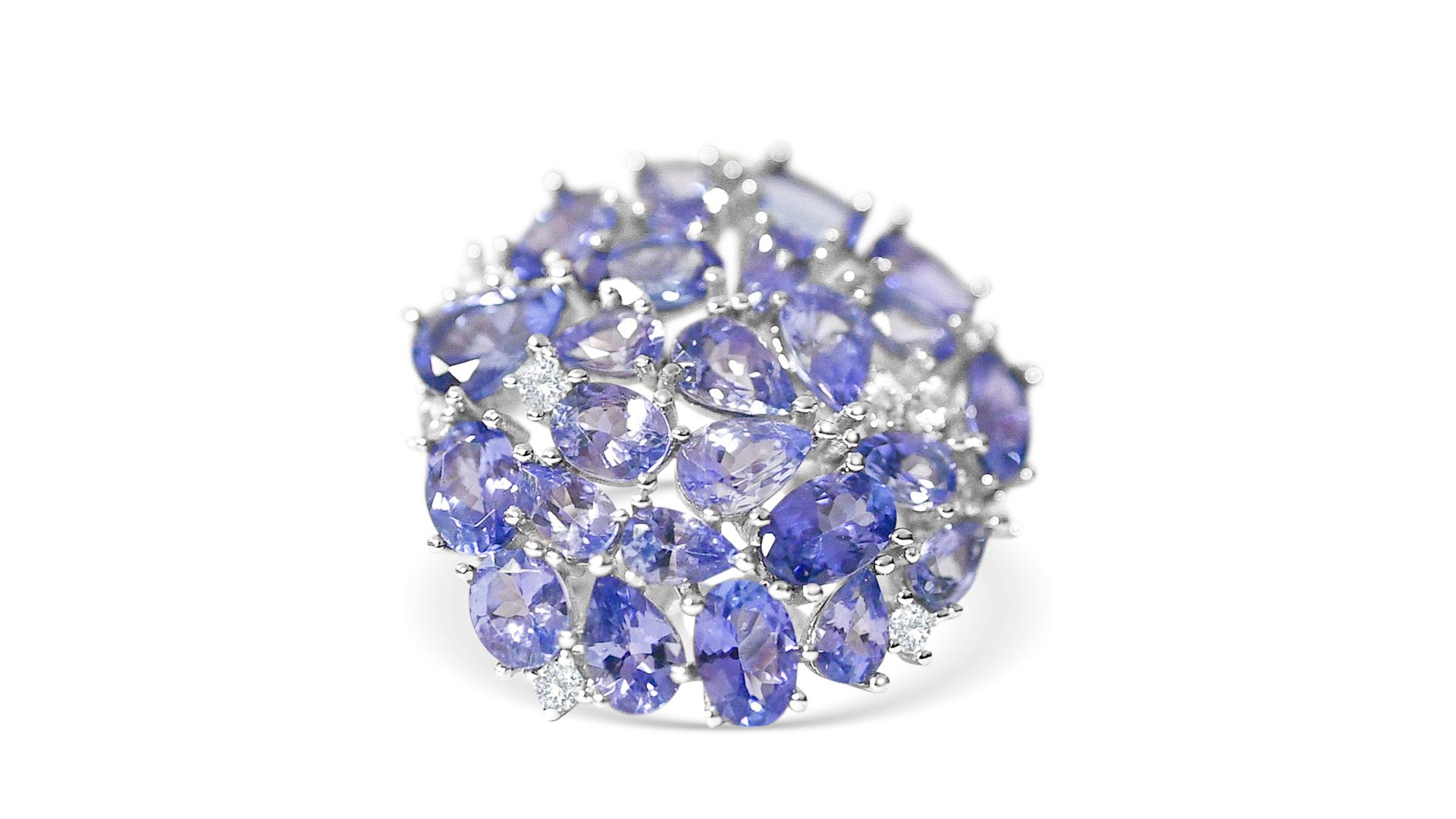 Tanzanite Cocktail Bridal Ring 925 Sterling Silver December Birthstone Ring In New Condition For Sale In New York, NY