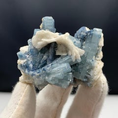 238.25 Karat blauer Turmalin-Kristall-Cluster aus Kunar, Afghanistan