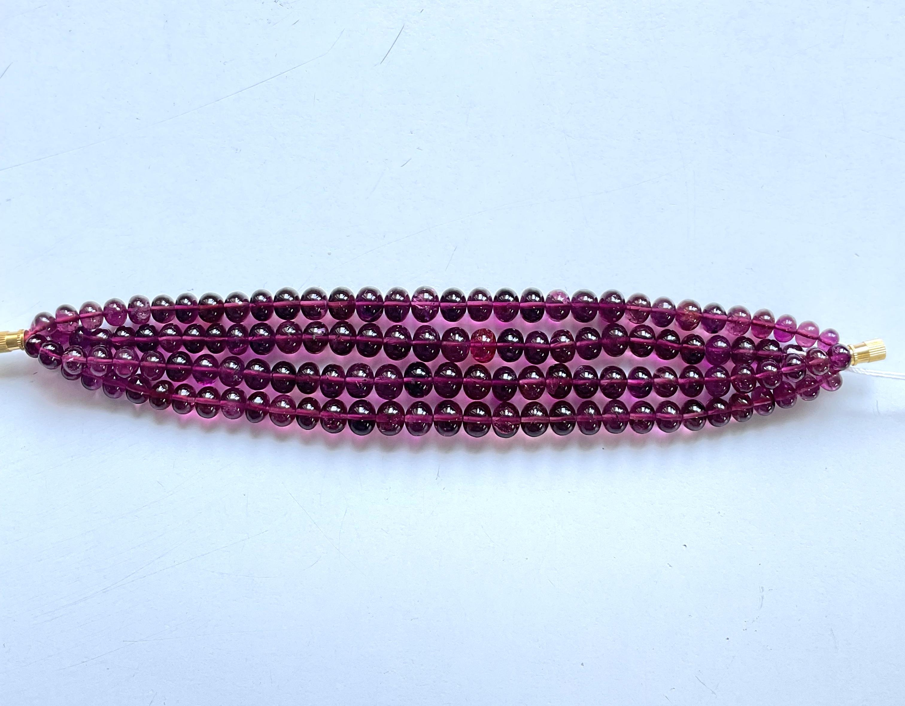 Perlina 238,90 carati Tormalina Rubellite Perline rotonde lisce per gioielli Nature Gemma in vendita
