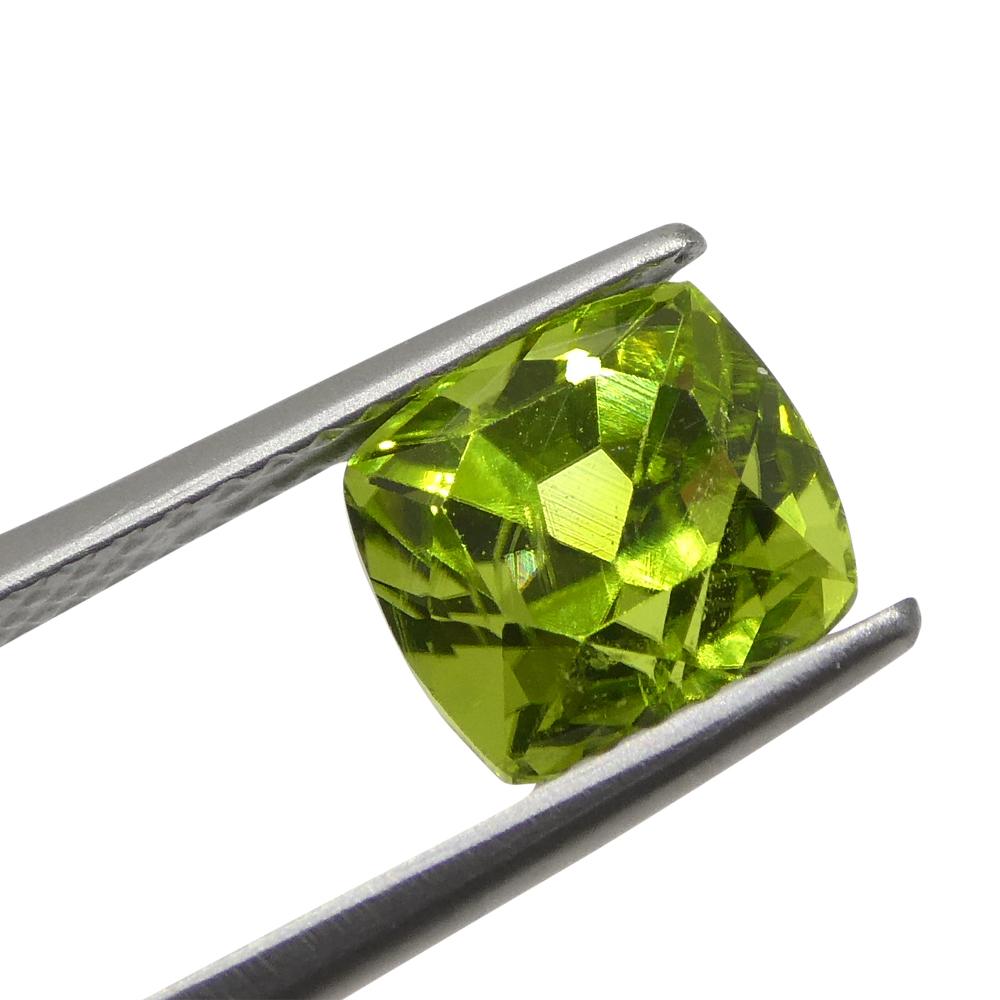 2.38ct Cushion Yellowish Green Peridot from Sapat Gali, Pakistan In New Condition For Sale In Toronto, Ontario