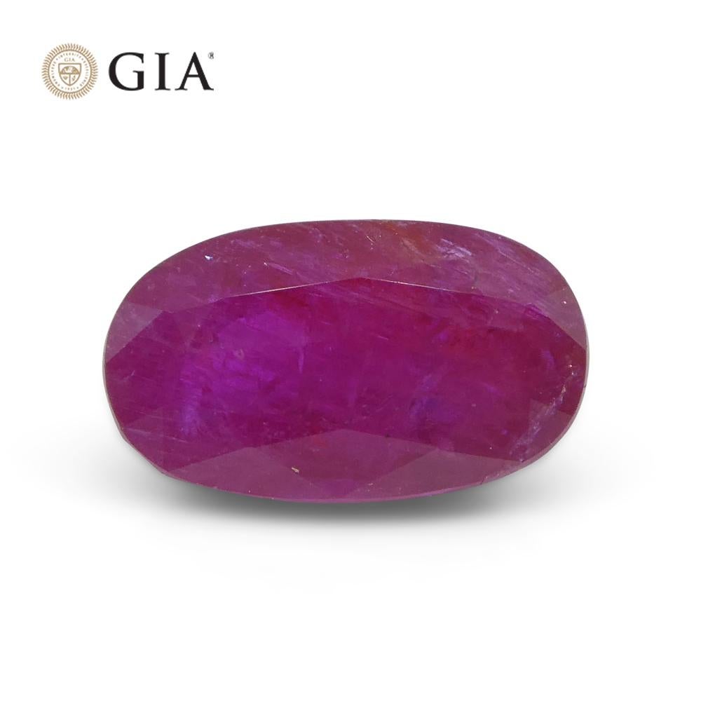 Rubino ovale rosso violaceo 2.38ct GIA certificato Tajikistan non riscaldato in vendita 7