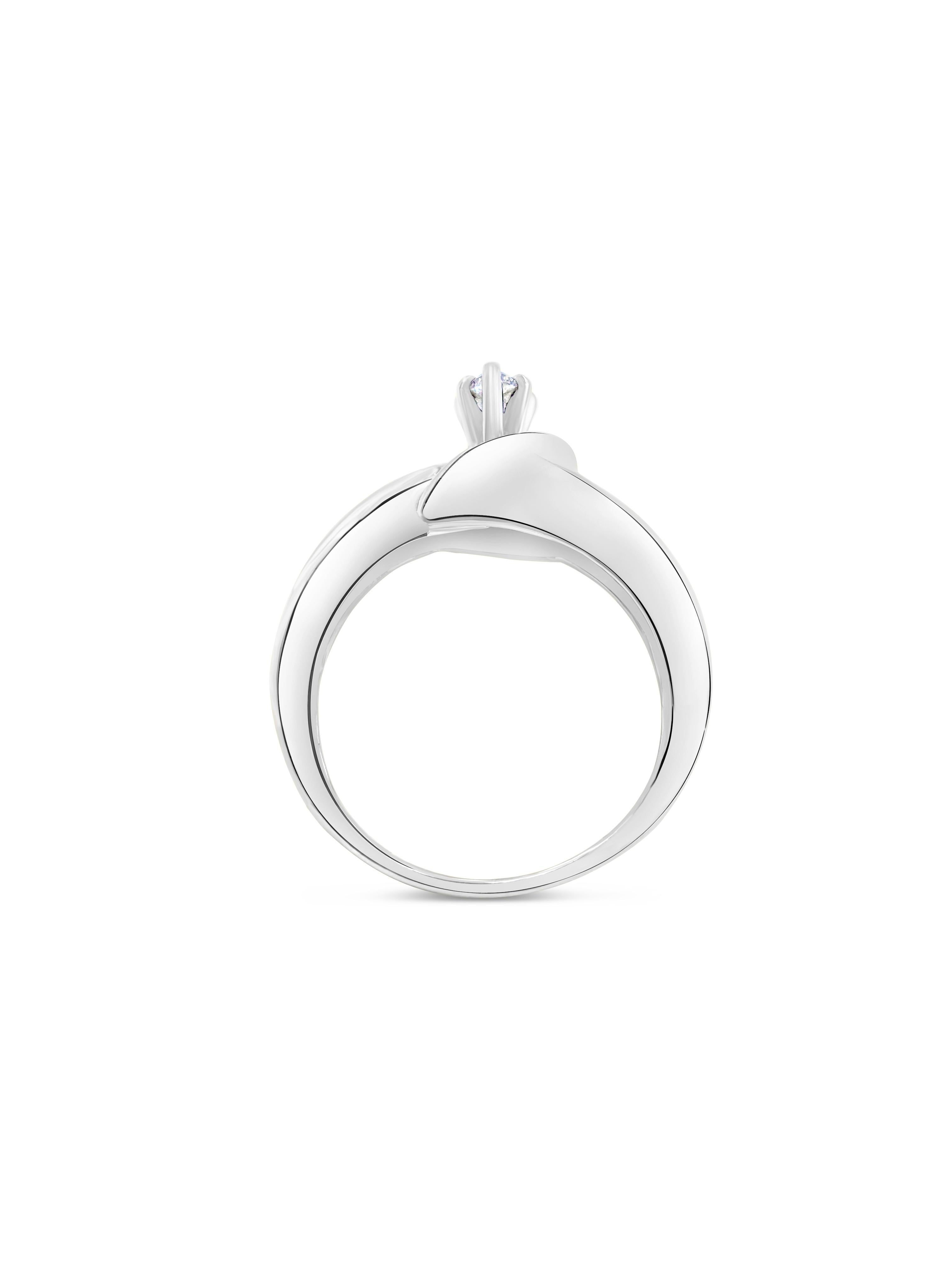 2,39 Karat Diamant-Verlobungs-Cluster-Ring im Zustand „Hervorragend“ im Angebot in Miami, FL