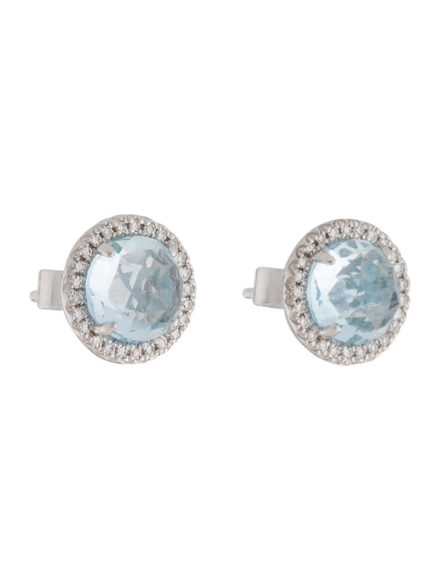 Orecchini a perno in oro bianco con diamanti e topazio blu rotondo da 2,39 carati In condizioni Nuovo in vendita a Great Neck, NY