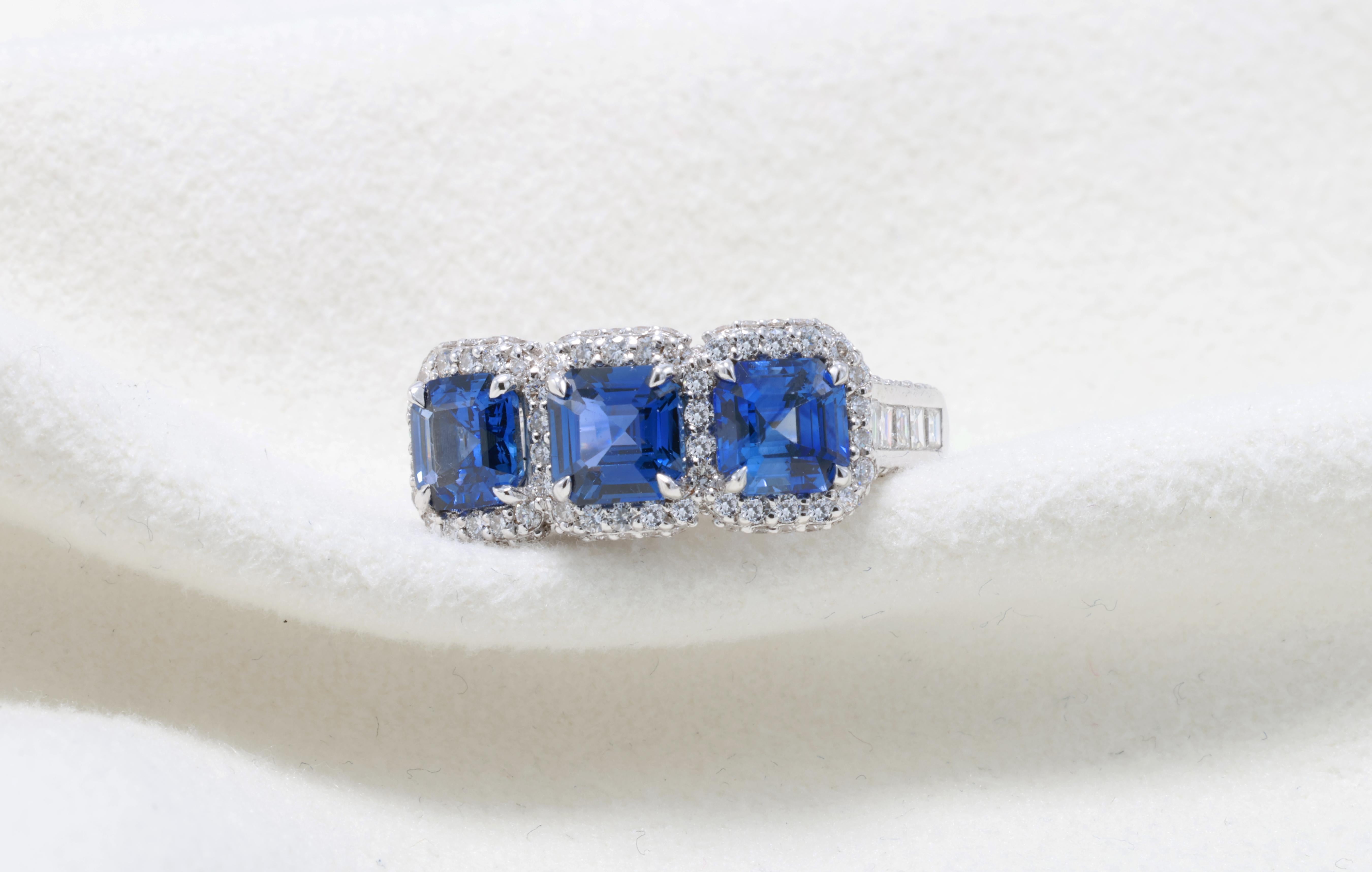 Bague carrée saphir émeraude 2,39 carats en vente 4