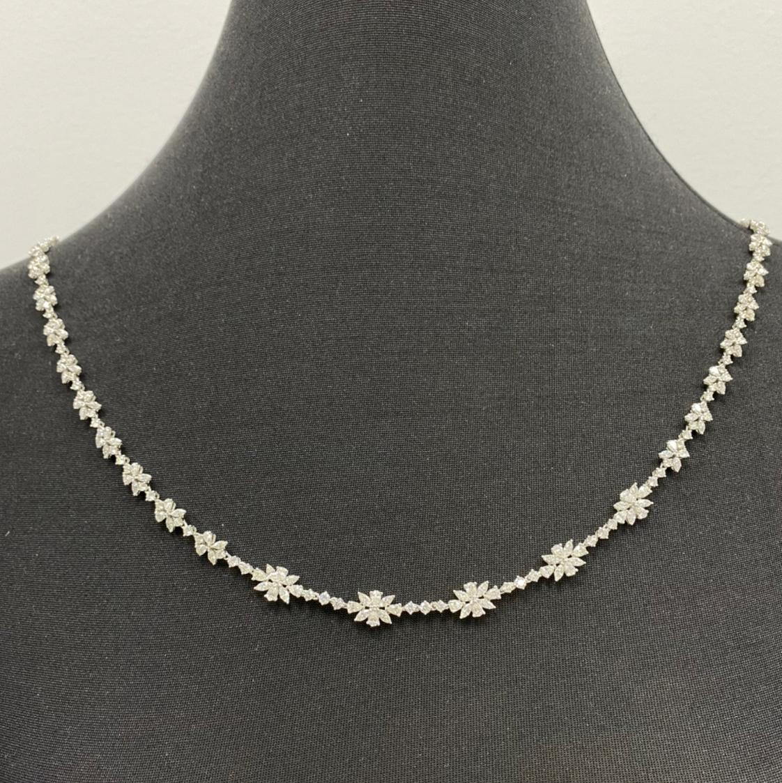 Women's 23.93 Carat Diamond Flower Necklace and Bracelet Set