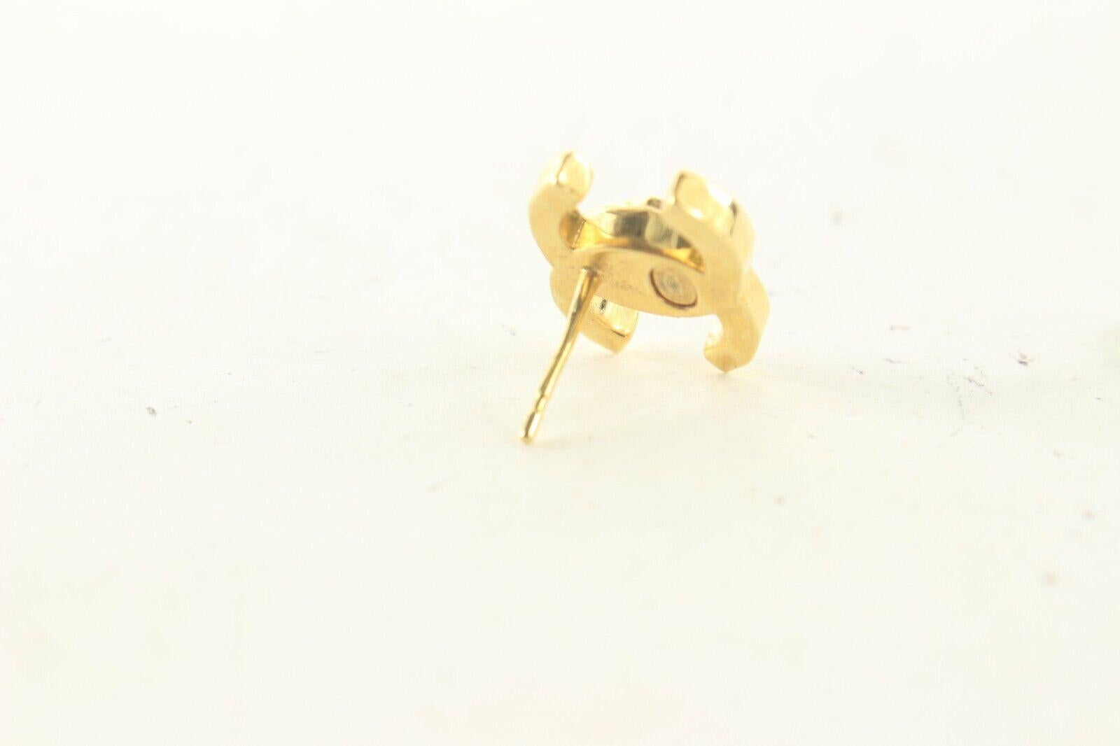 23C CHANEL CC Logo Crystal Earrings Studs Gold Tone 5CZ811K 4