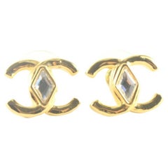 23C CHANEL CC Logo Crystal Earrings Studs Gold Tone 5CZ811K