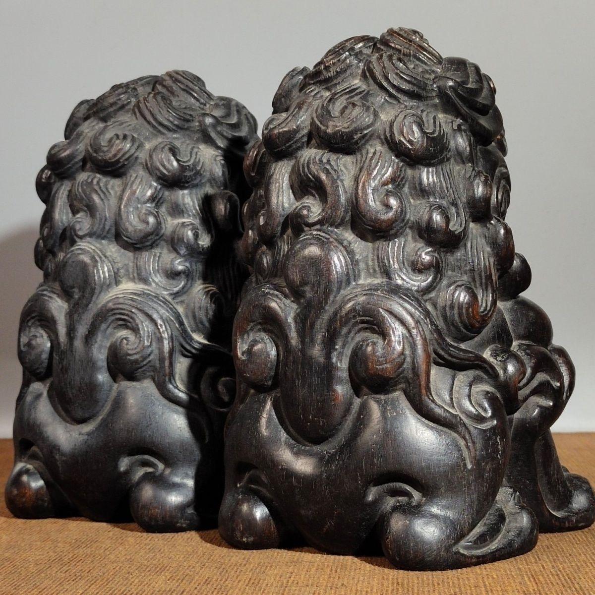 23cm Vintage Chinese Auspicious Wood Lions Pair Sculptures For Sale 3