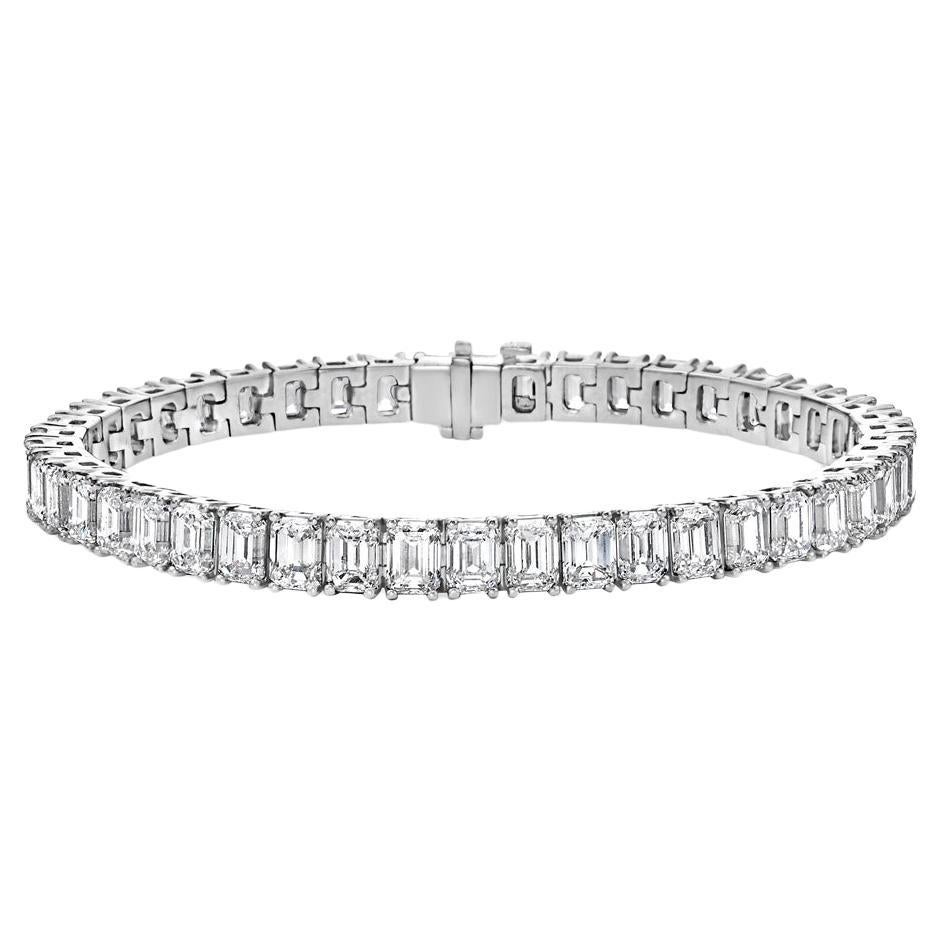 23ct Bracelet tennis en diamants taille émeraude D-E-F certifiés par le GIA en platine