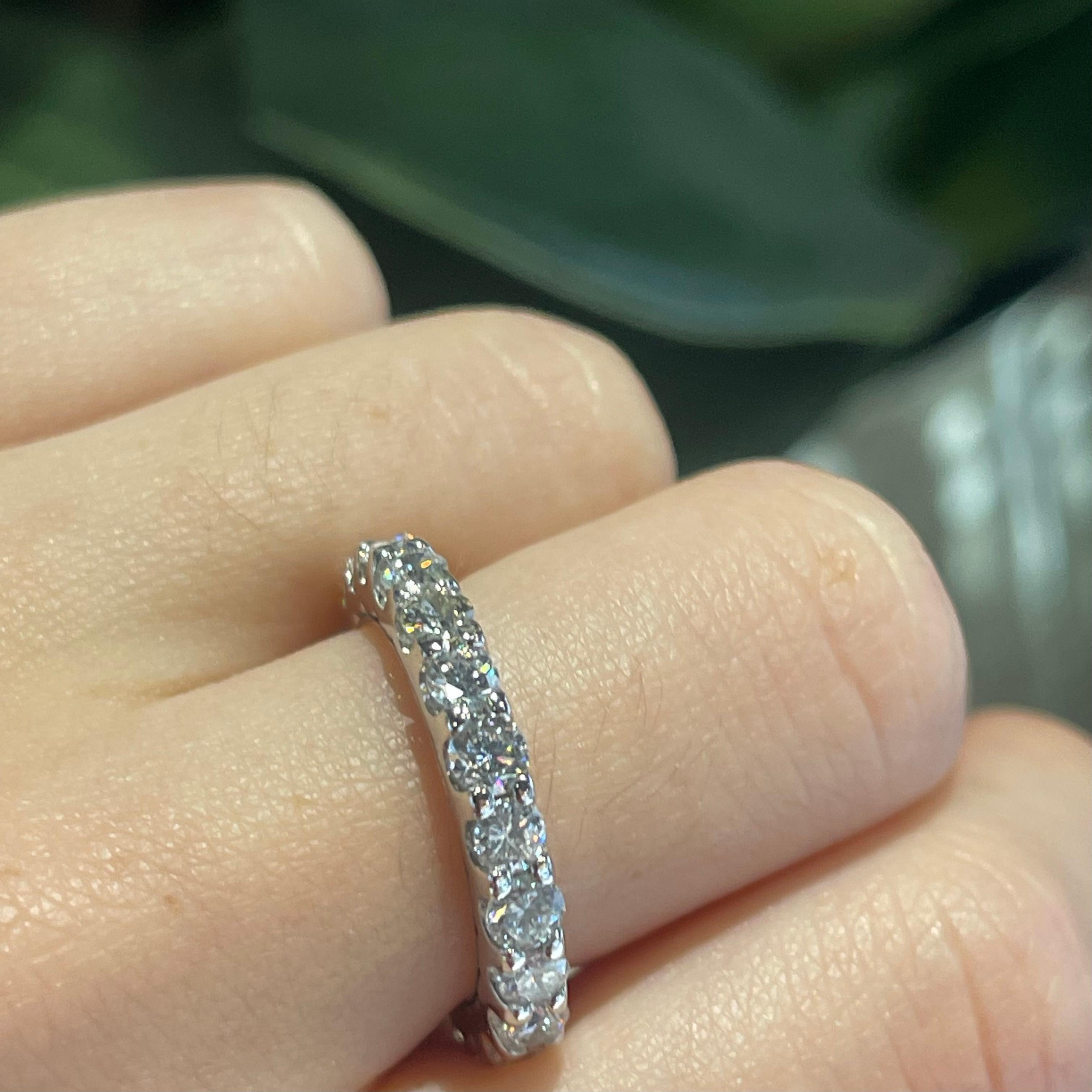 2.3 Carat Diamond Eternity Wedding Band in 14k White Gold In Excellent Condition For Sale In Miami, FL