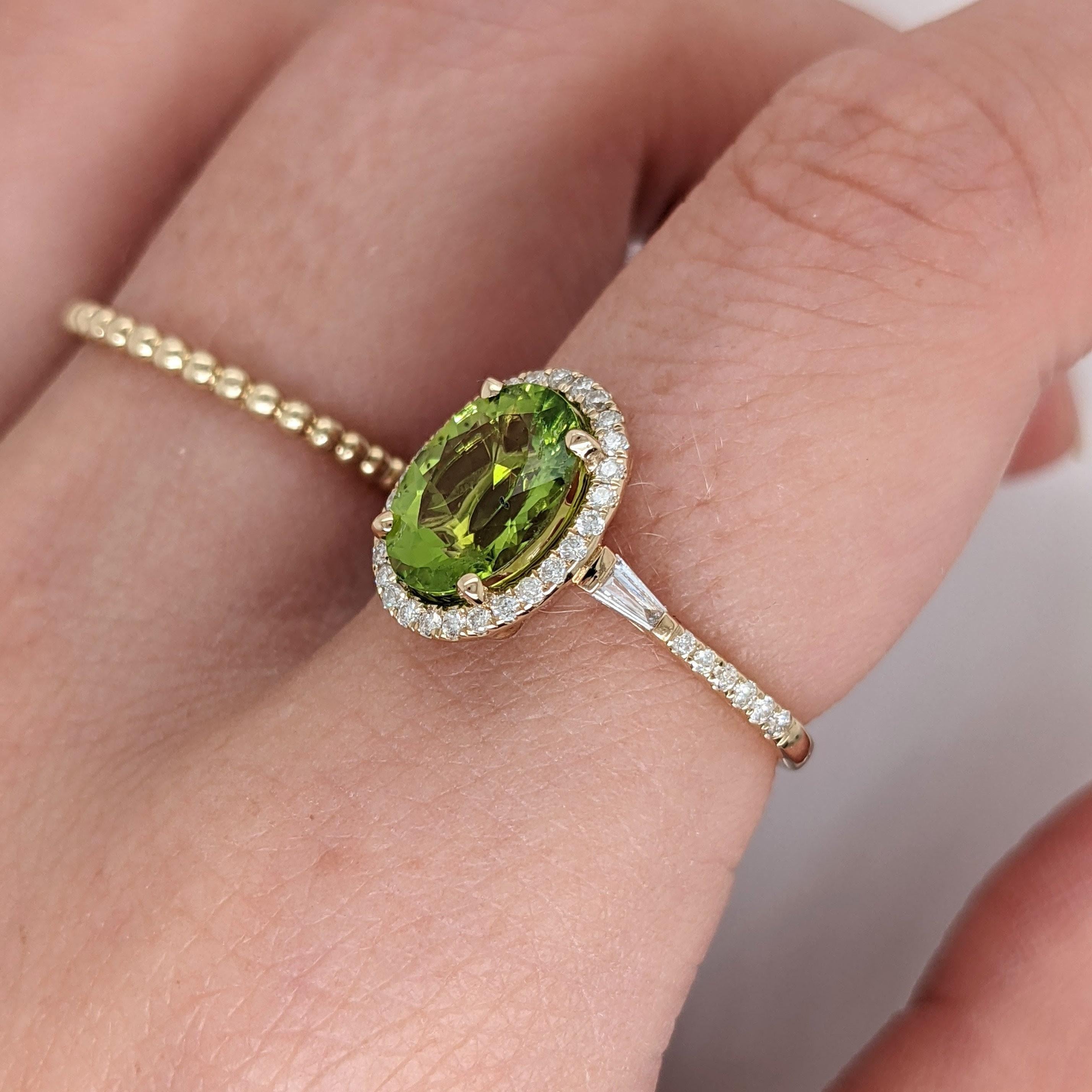 Women's 2.3ct Peridot Ring w Earth Mined Diamonds in Solid 14K Yellow Gold Oval 10x8mm For Sale
