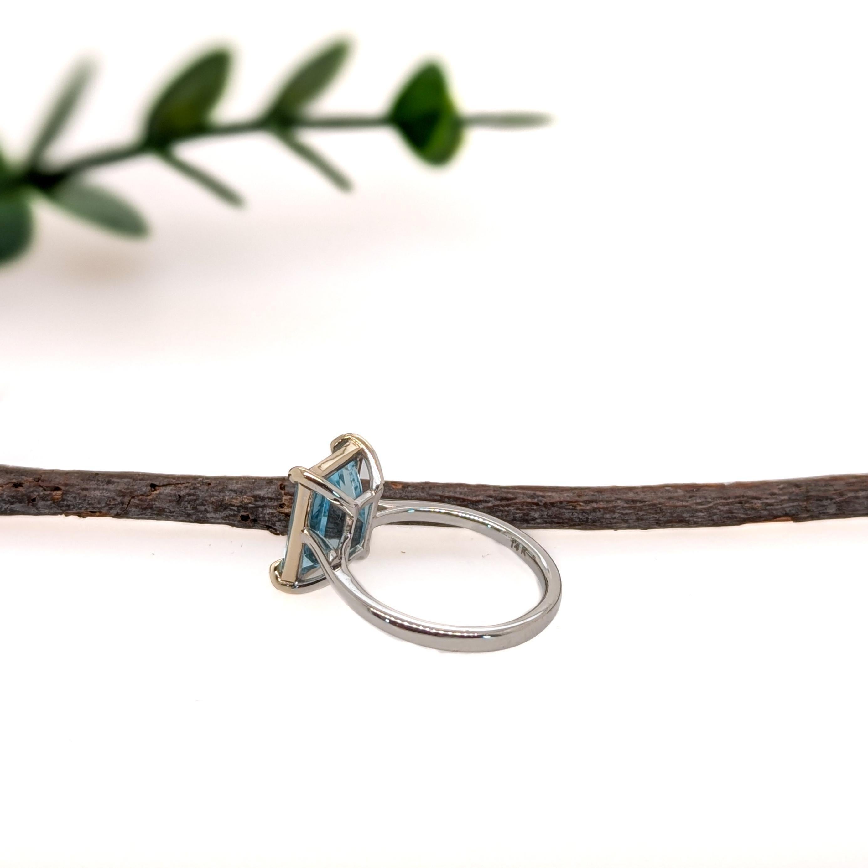 Solitär-Aquamarinring aus massivem 14K Weißgold mit 2,3 Karat Solitär  EM 9x7mm im Zustand „Neu“ im Angebot in Columbus, OH