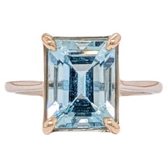 Solitär-Aquamarinring aus massivem 14K Weißgold mit 2,3 Karat Solitär  EM 9x7mm