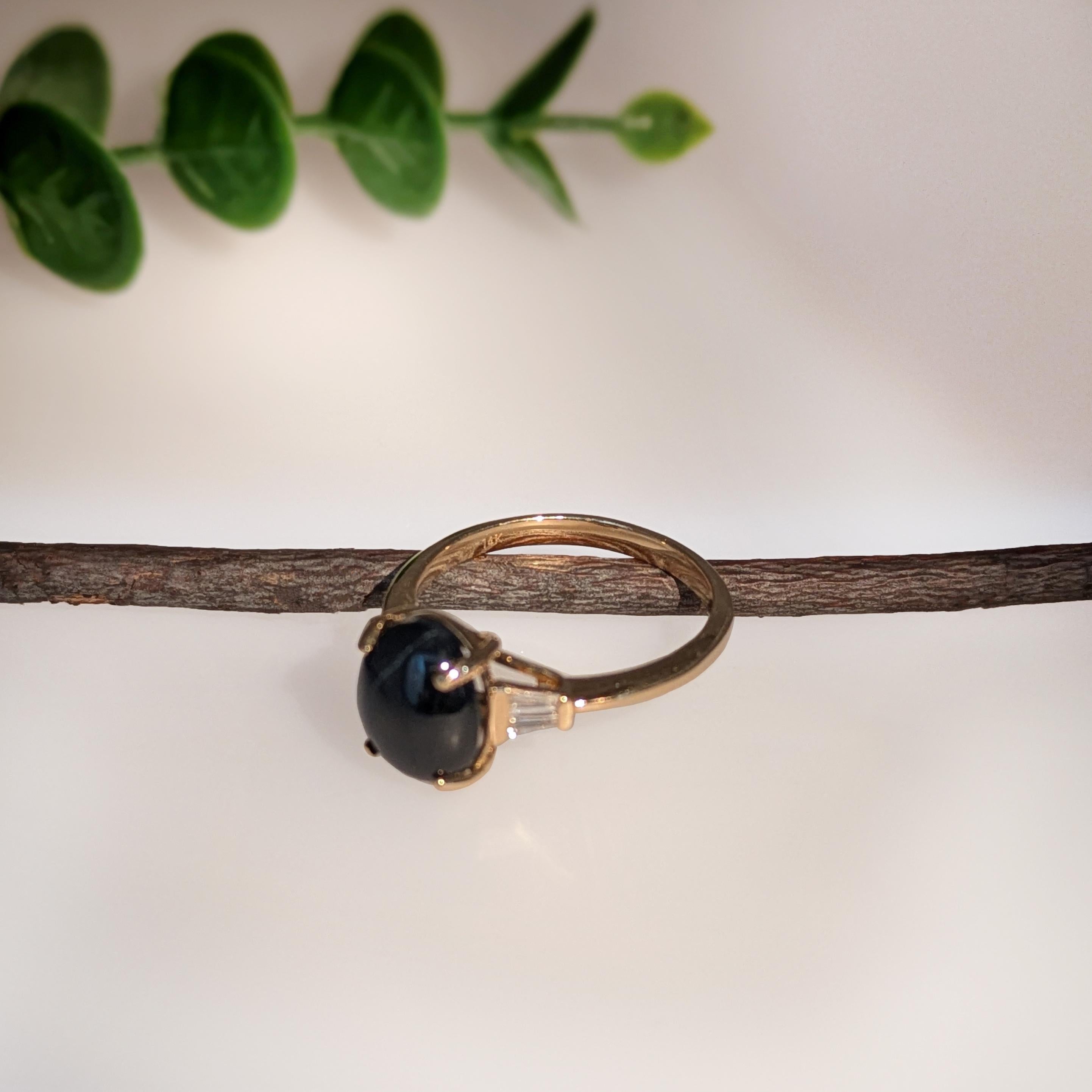Anello con zaffiro a stella da 2,3 carati e accenti di diamanti naturali in oro massiccio 14K  OV 10x8mm In condizioni Nuovo in vendita a Columbus, OH