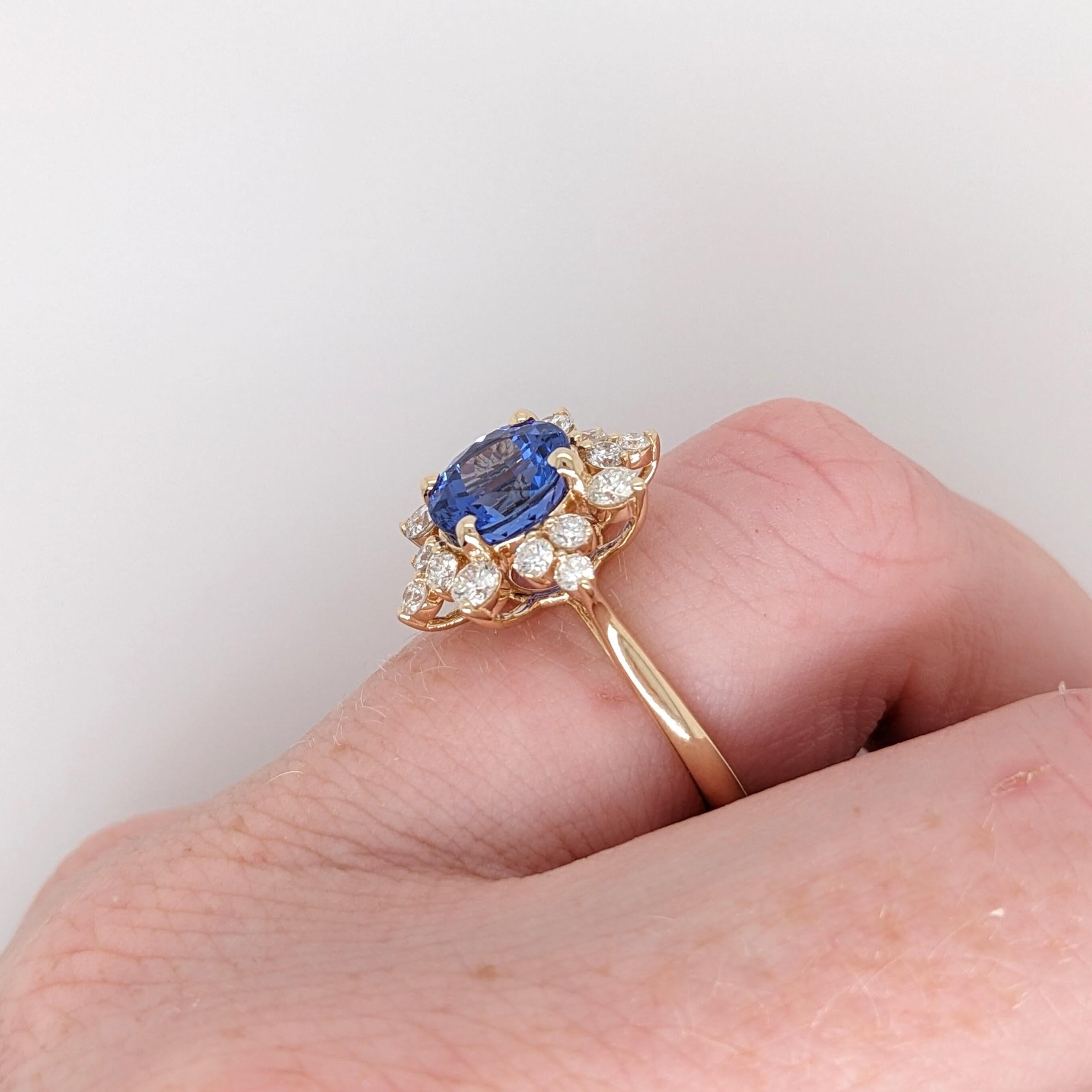 Modern 2.3ct Tanzanite Ring w Earth Mined Diamonds in Solid 14k Yellow Gold Round 8.3mm For Sale