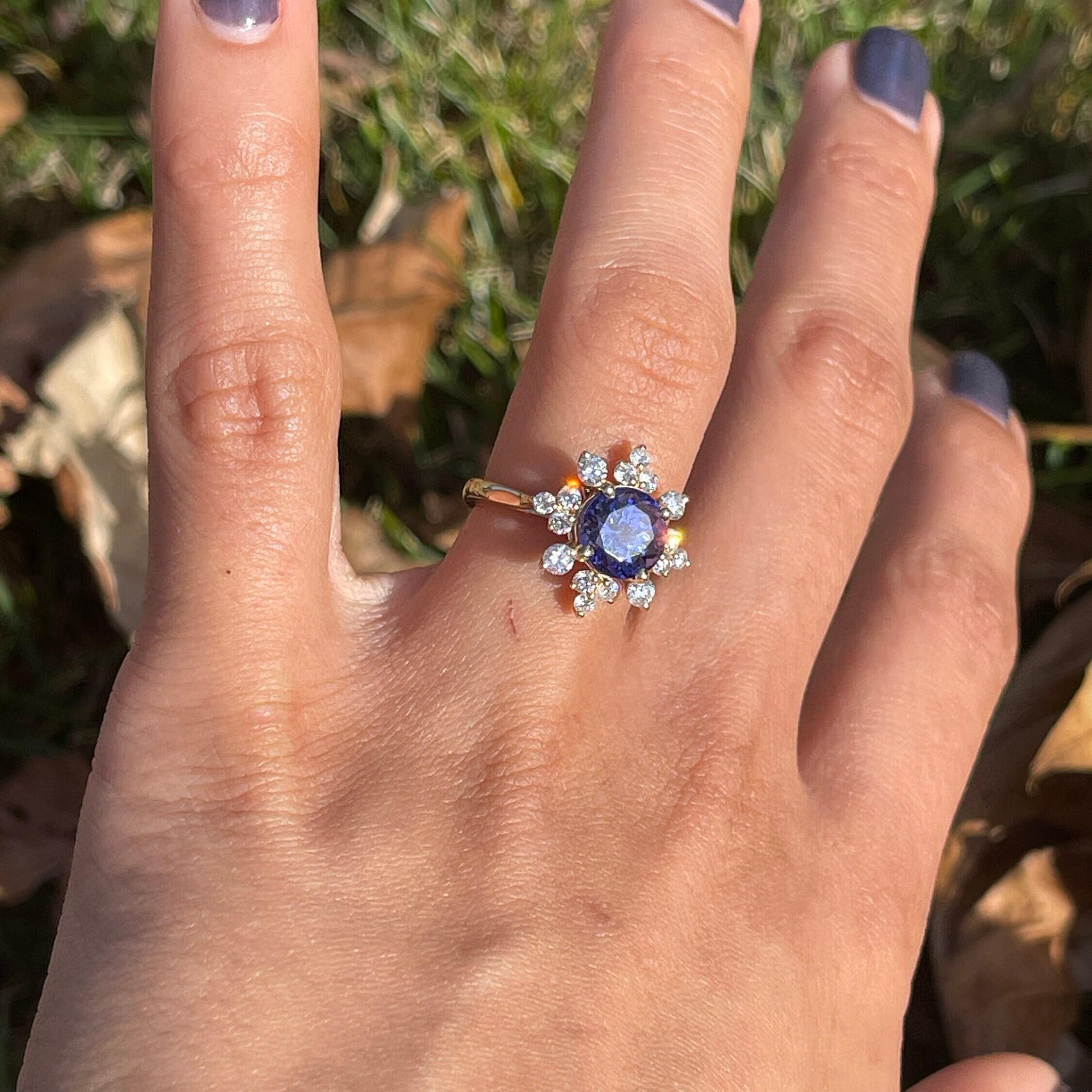 Women's 2.3ct Tanzanite Ring w Earth Mined Diamonds in Solid 14k Yellow Gold Round 8.3mm For Sale