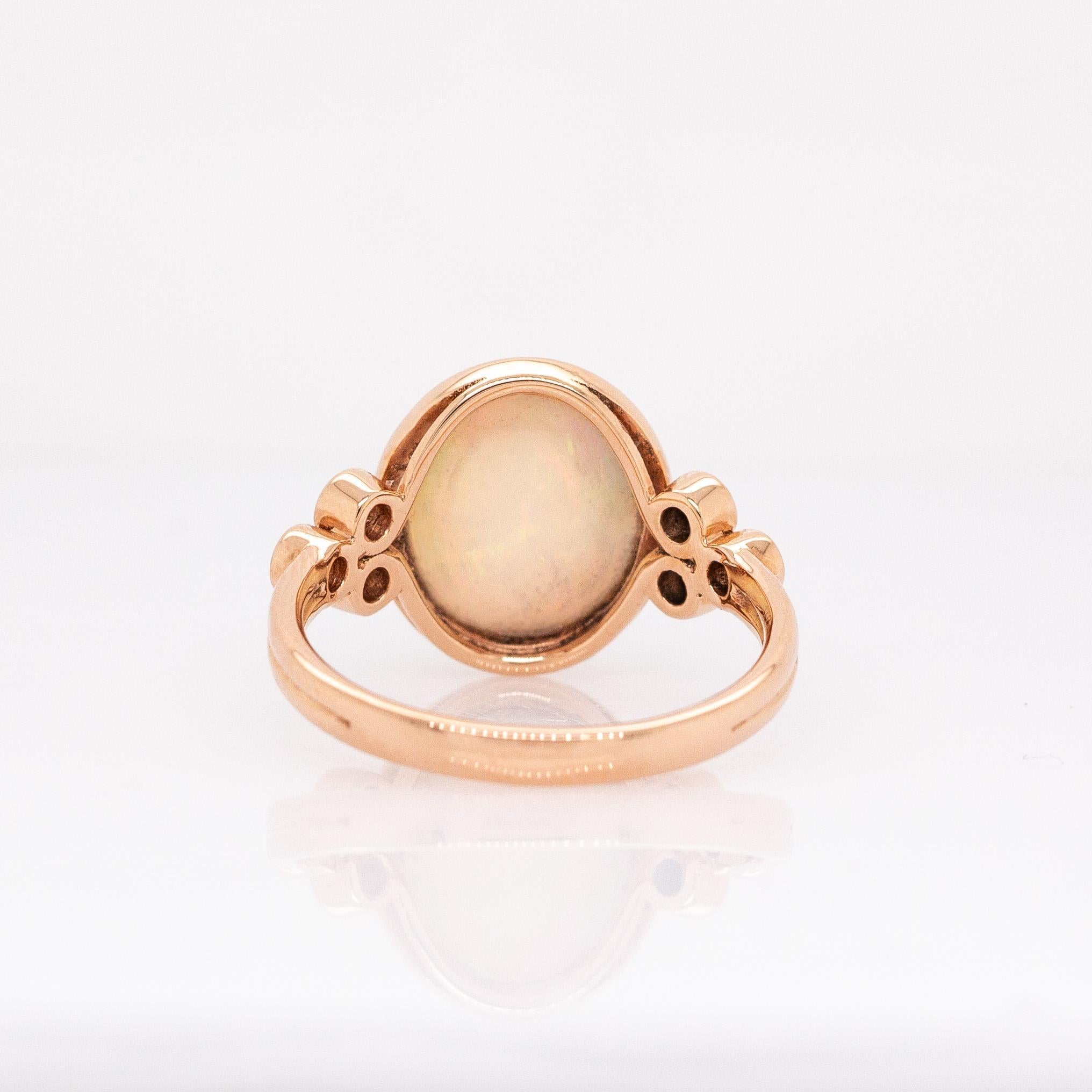 Donna Anello Opale 2,3cts con accenti di diamanti Nature: Oro rosa massiccio 14k, ovale 11x9 mm in vendita