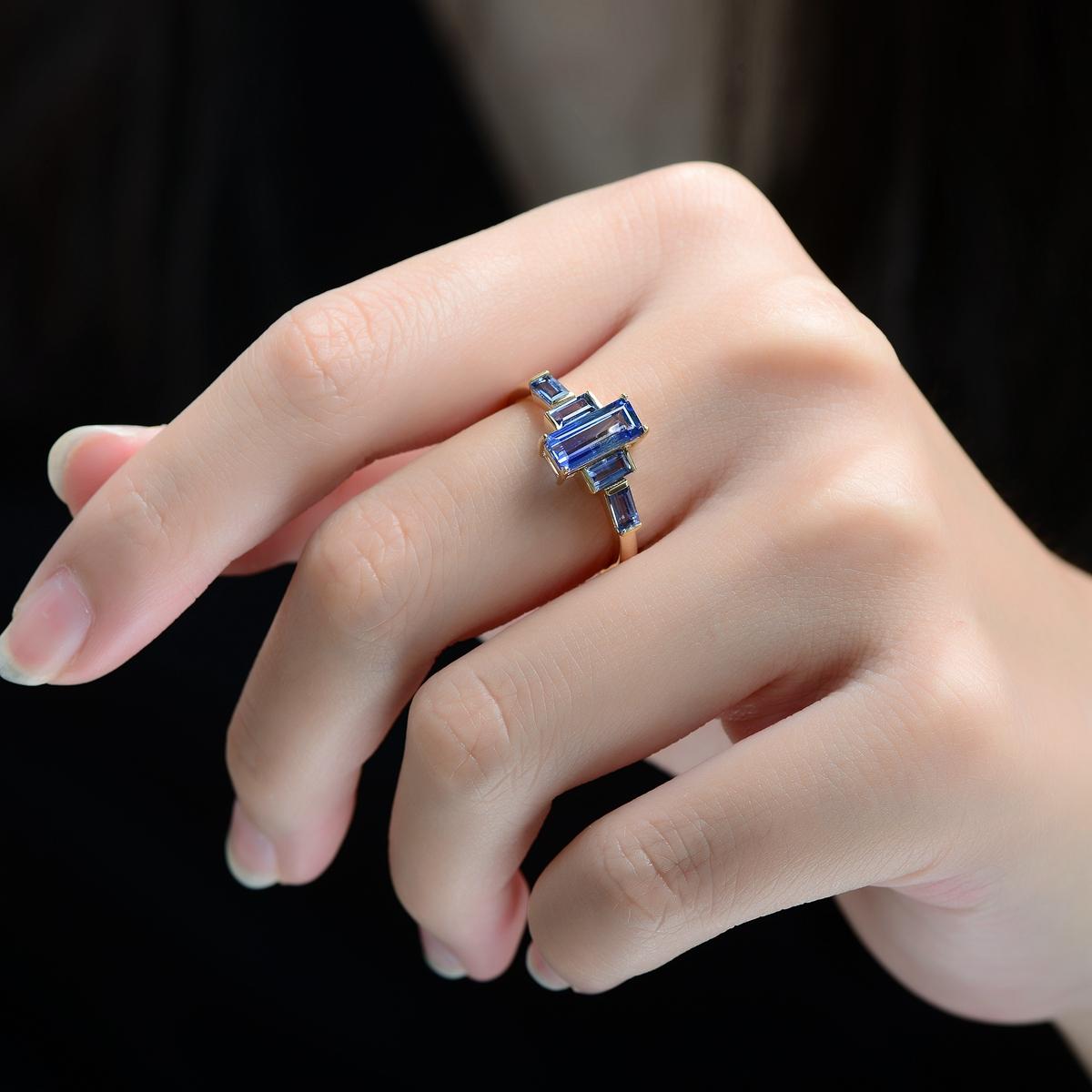 Uncut 2.3ctw Blue Purple Bi-Color Sapphire Engagement Ring 14K Gold For Sale