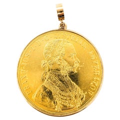 Pièce de monnaie en or 23kt 4 Ducat Autriche François Joseph I dans un porte-monnaie en or jaune