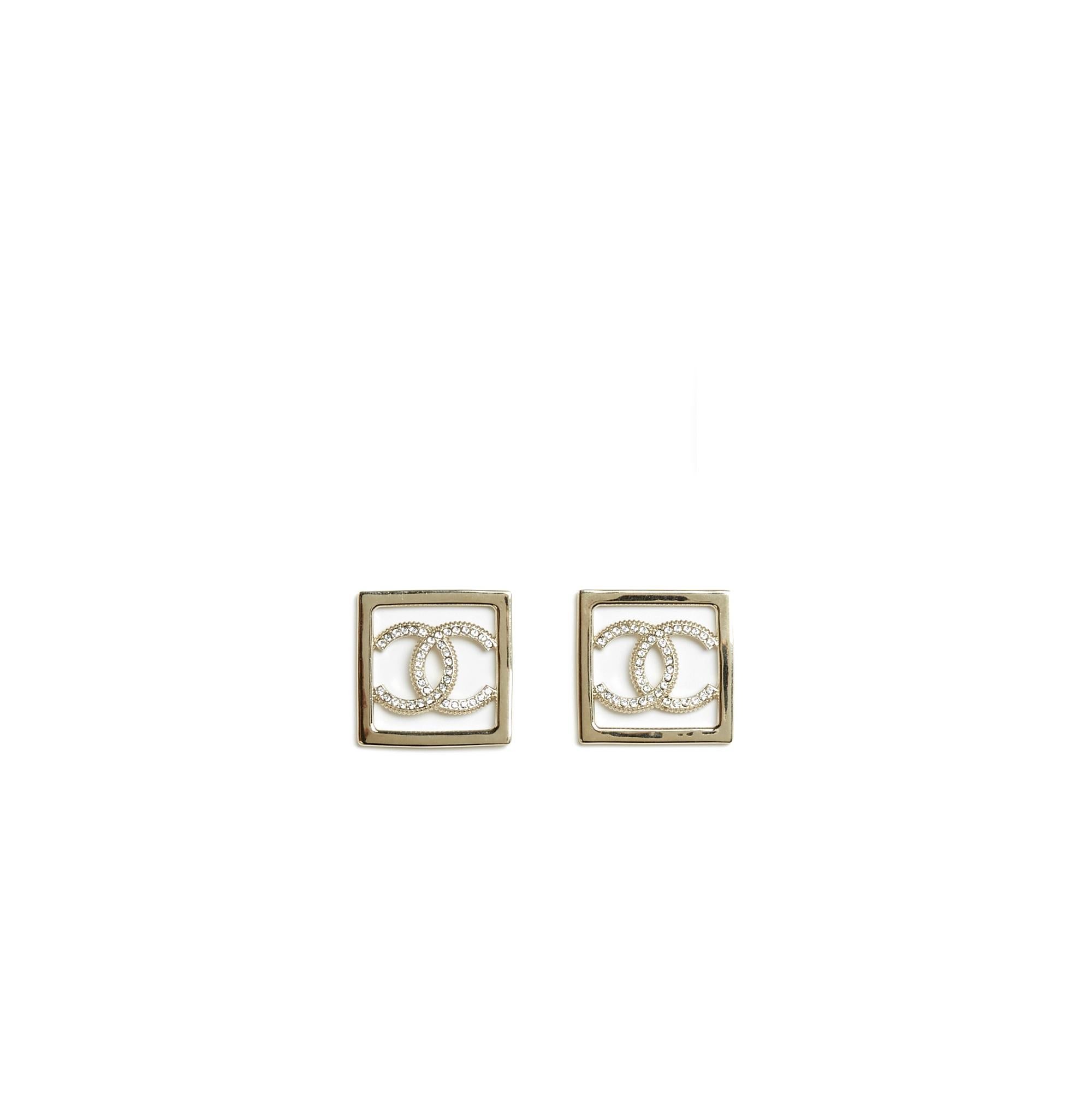 Boucles d'oreilles Chanel 23P CC en carré XL collier en vente 4