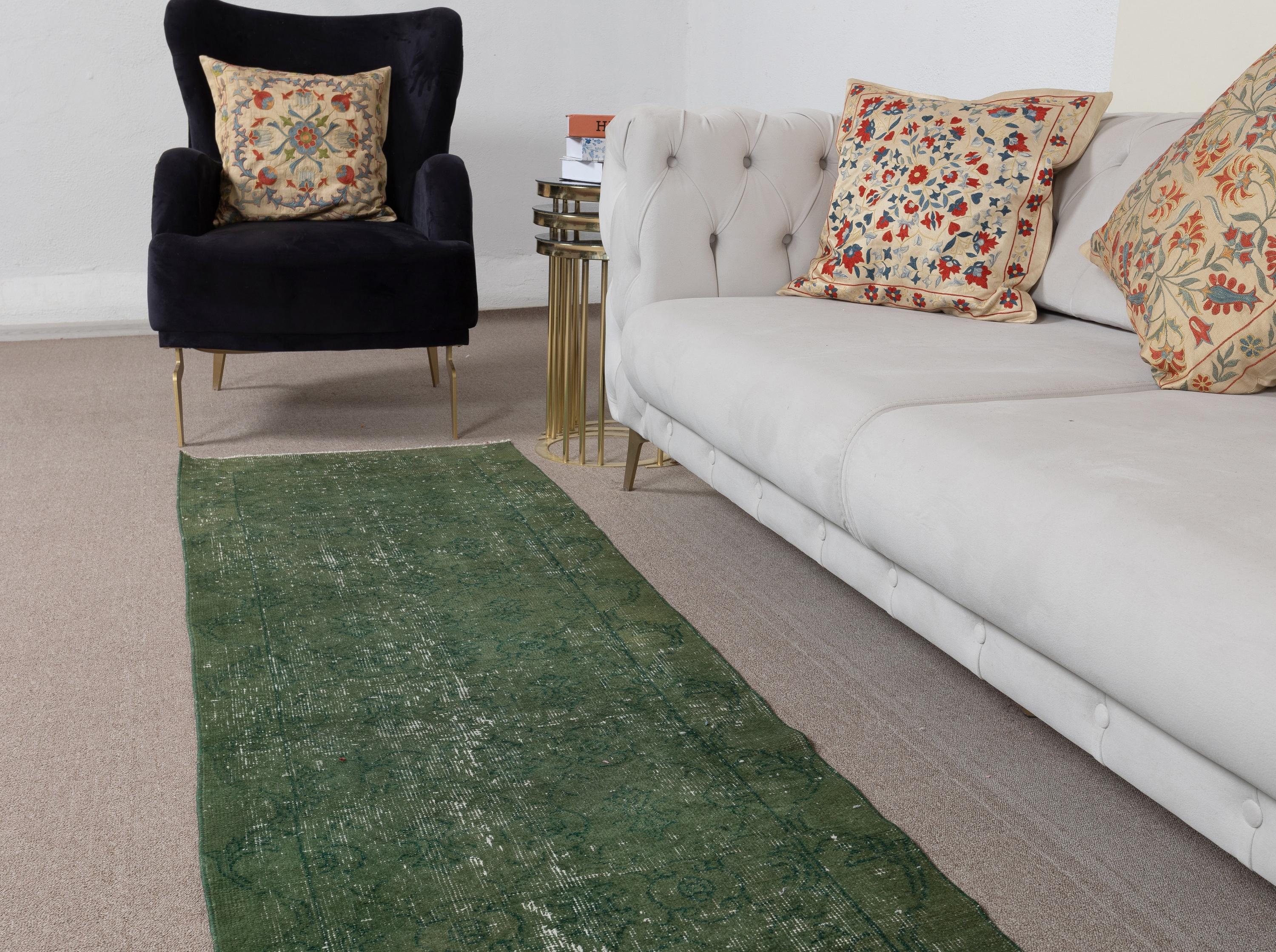 2.3x10.7 Ft Grüner Flur Läufer Teppich. Korridor-Teppich. Küchenläufer. Treppenteppich (Handgeknüpft) im Angebot