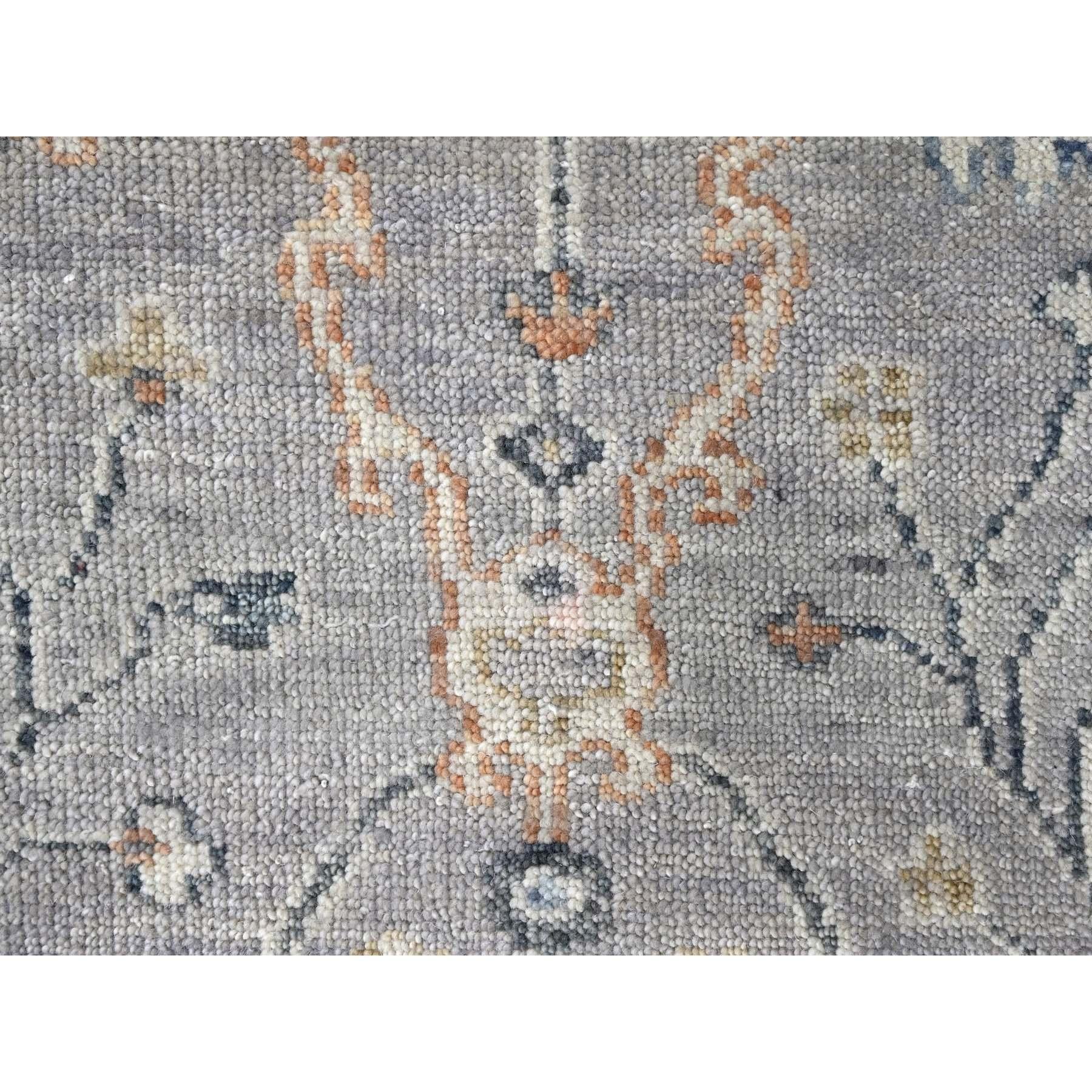 Tappeto Runner Cloud Gray Oushak All Over Design Morbida Lana Annodata a Mano 2'3 