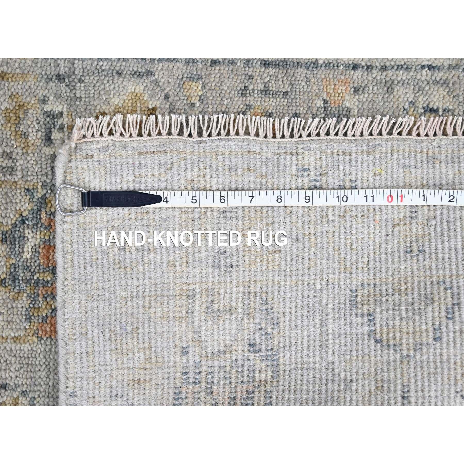 Tappeto Runner Cloud Gray Oushak All Over Design Morbida Lana Annodata a Mano 2'3 