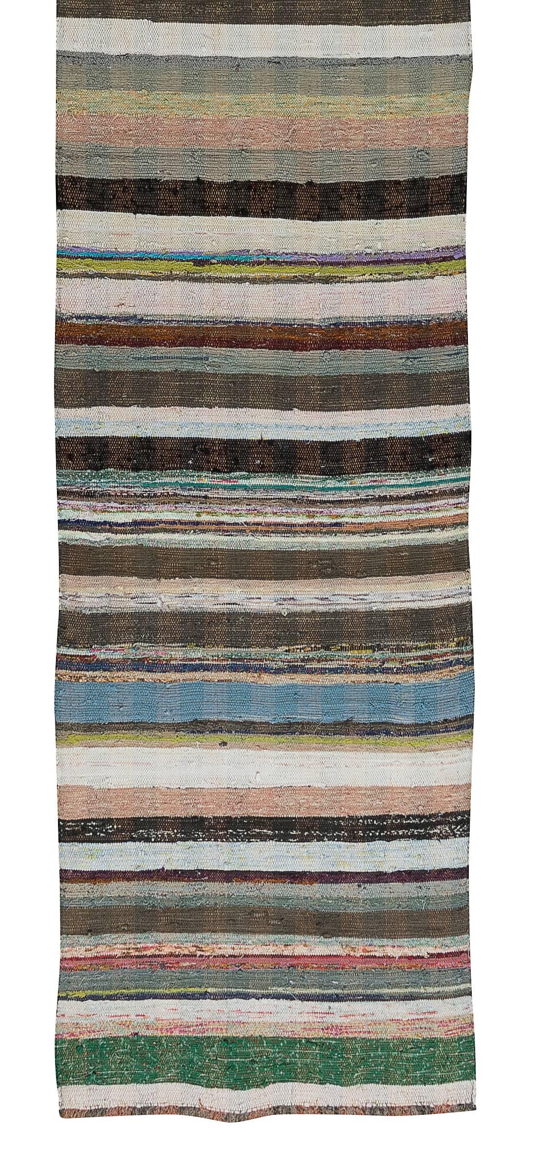 2.3x12.2 Ft Vintage Handmade Cotton Rag Rug, FlatWeave Kilim Runner (Adjustable) In Good Condition For Sale In Philadelphia, PA